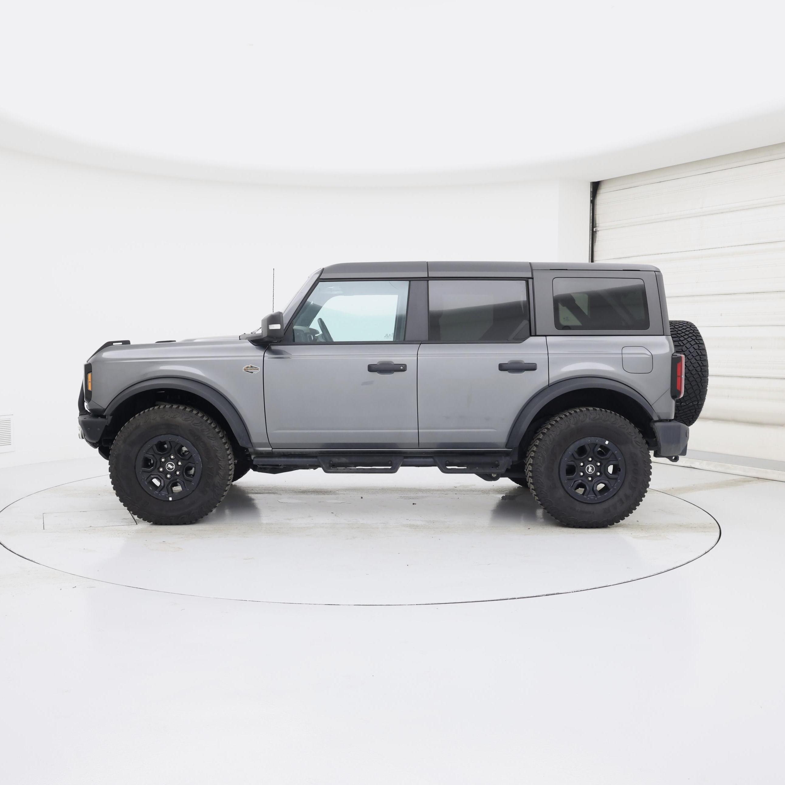 Thumbnail: 2024 Ford Bronco - 3