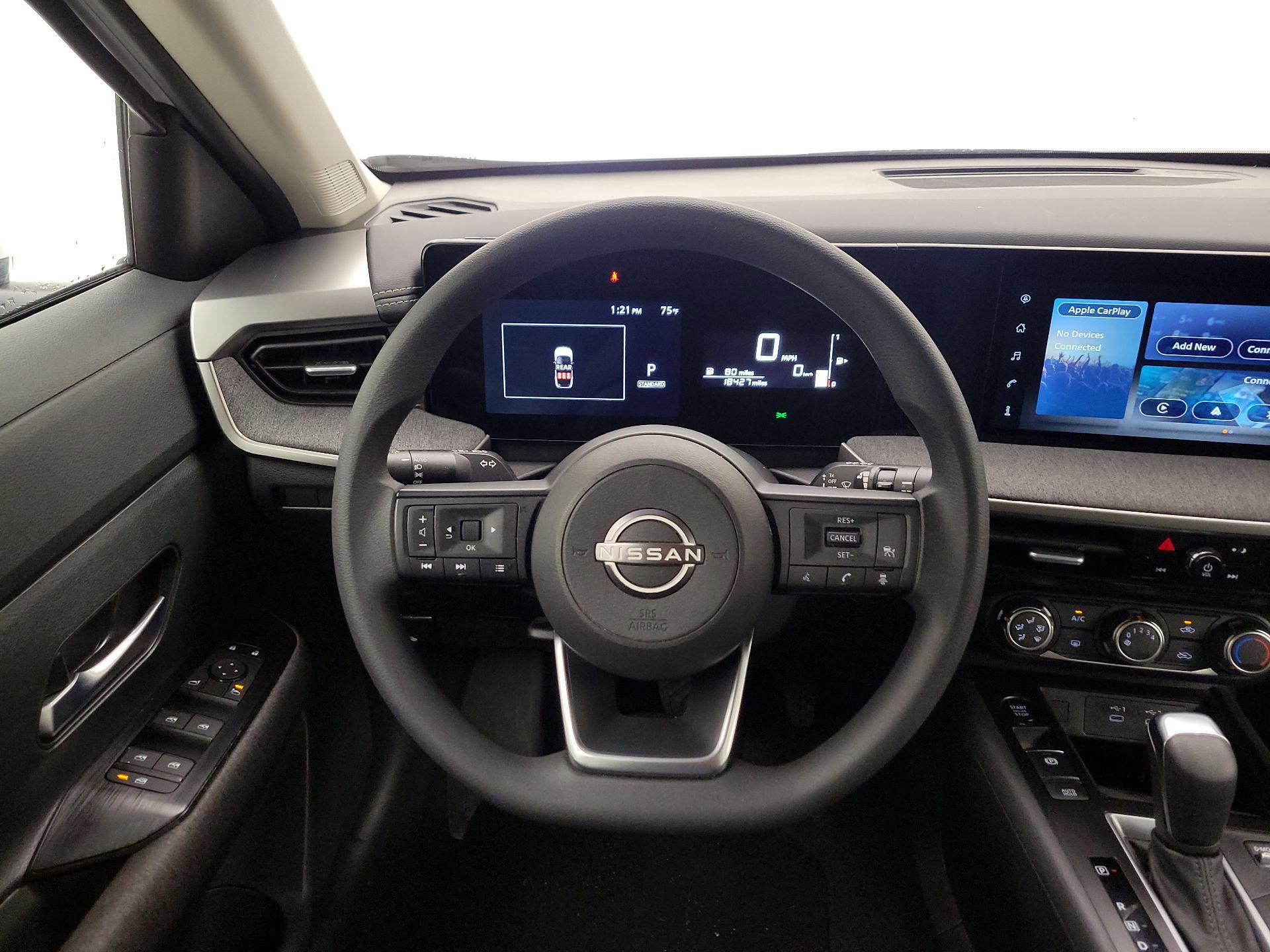 Thumbnail: 2025 Nissan Kicks - 10