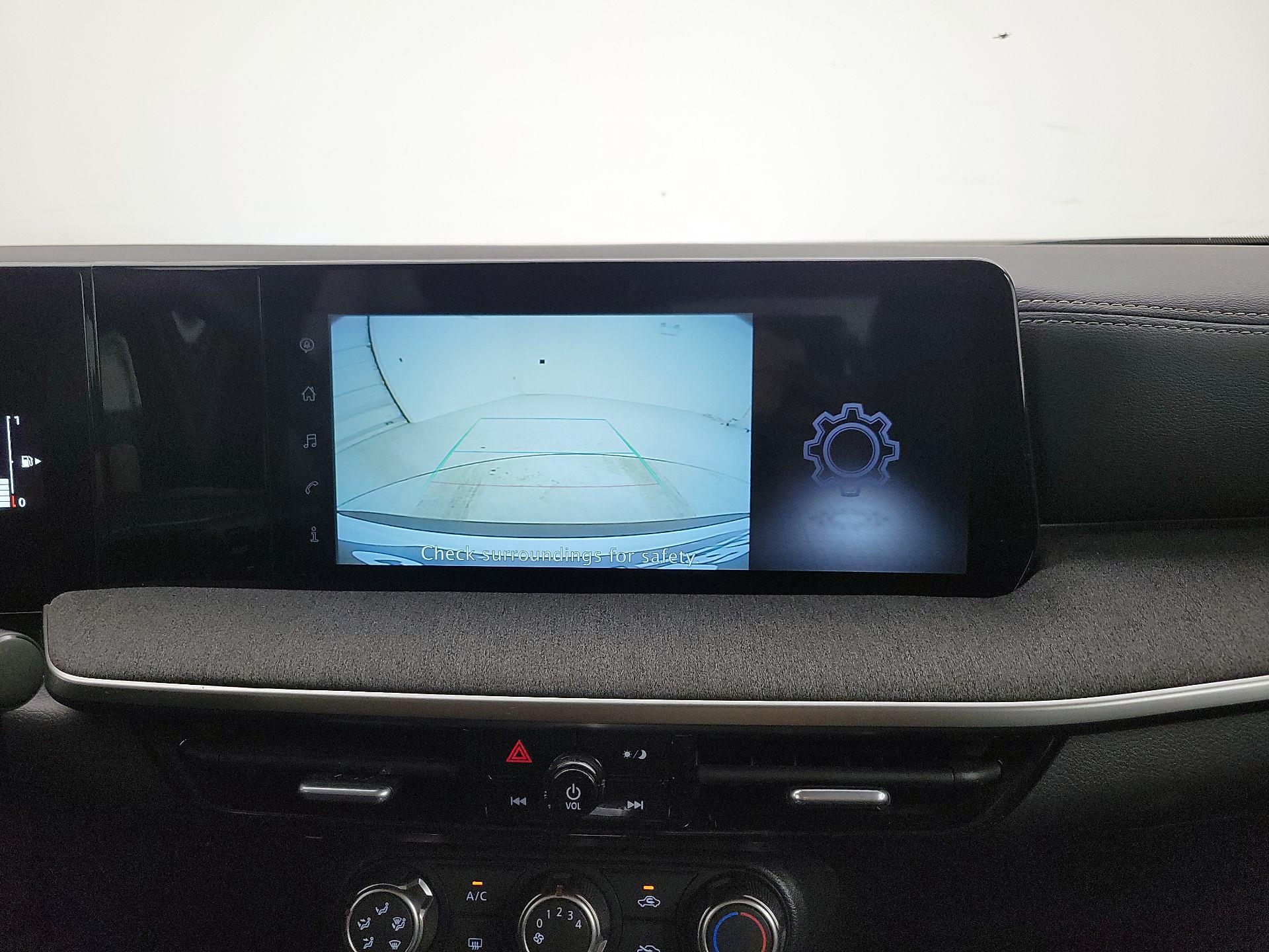 Thumbnail: 2025 Nissan Kicks - 13