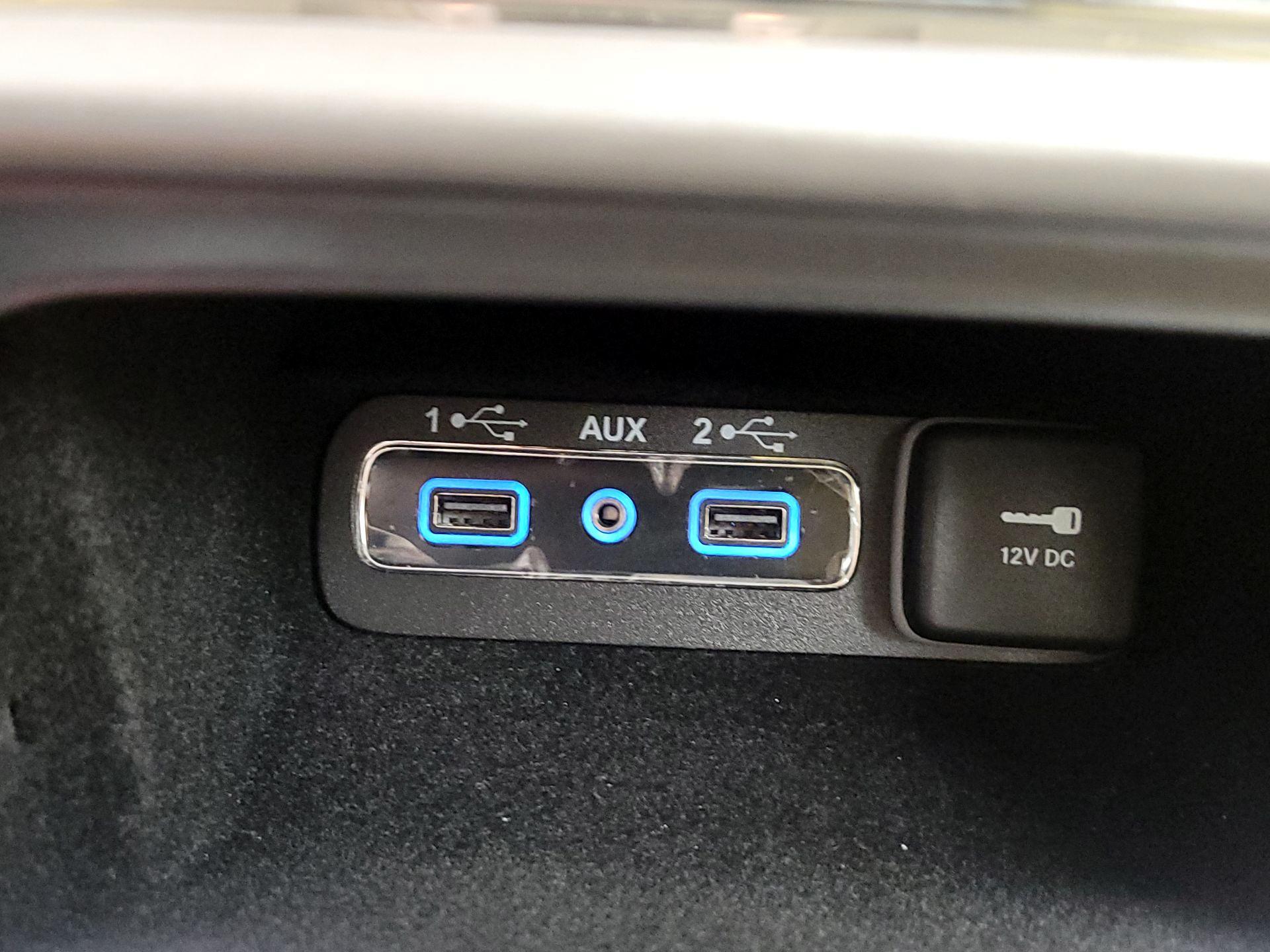 Thumbnail: 2019 Jeep Grand Cherokee - 18