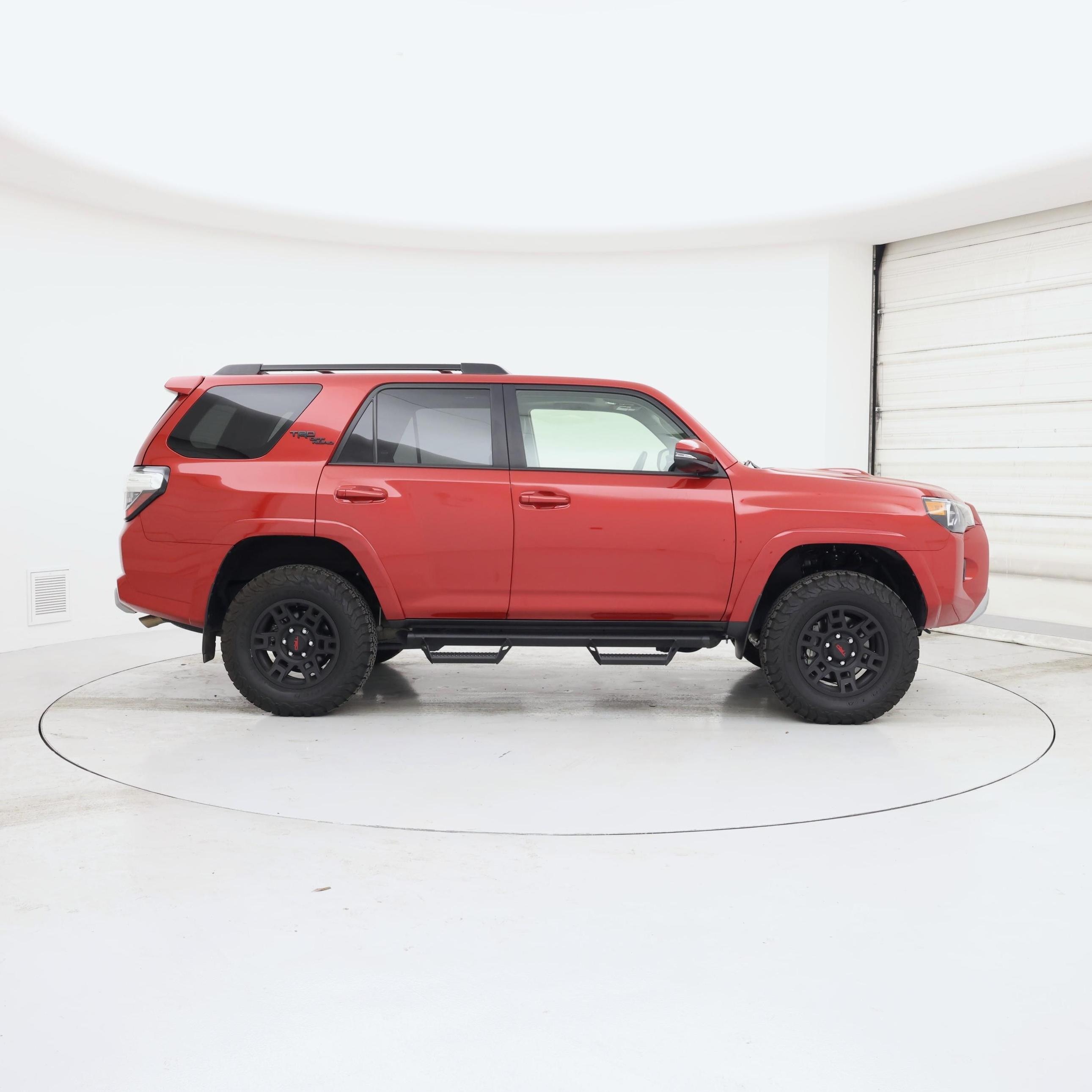 Thumbnail: 2024 Toyota 4Runner - 7