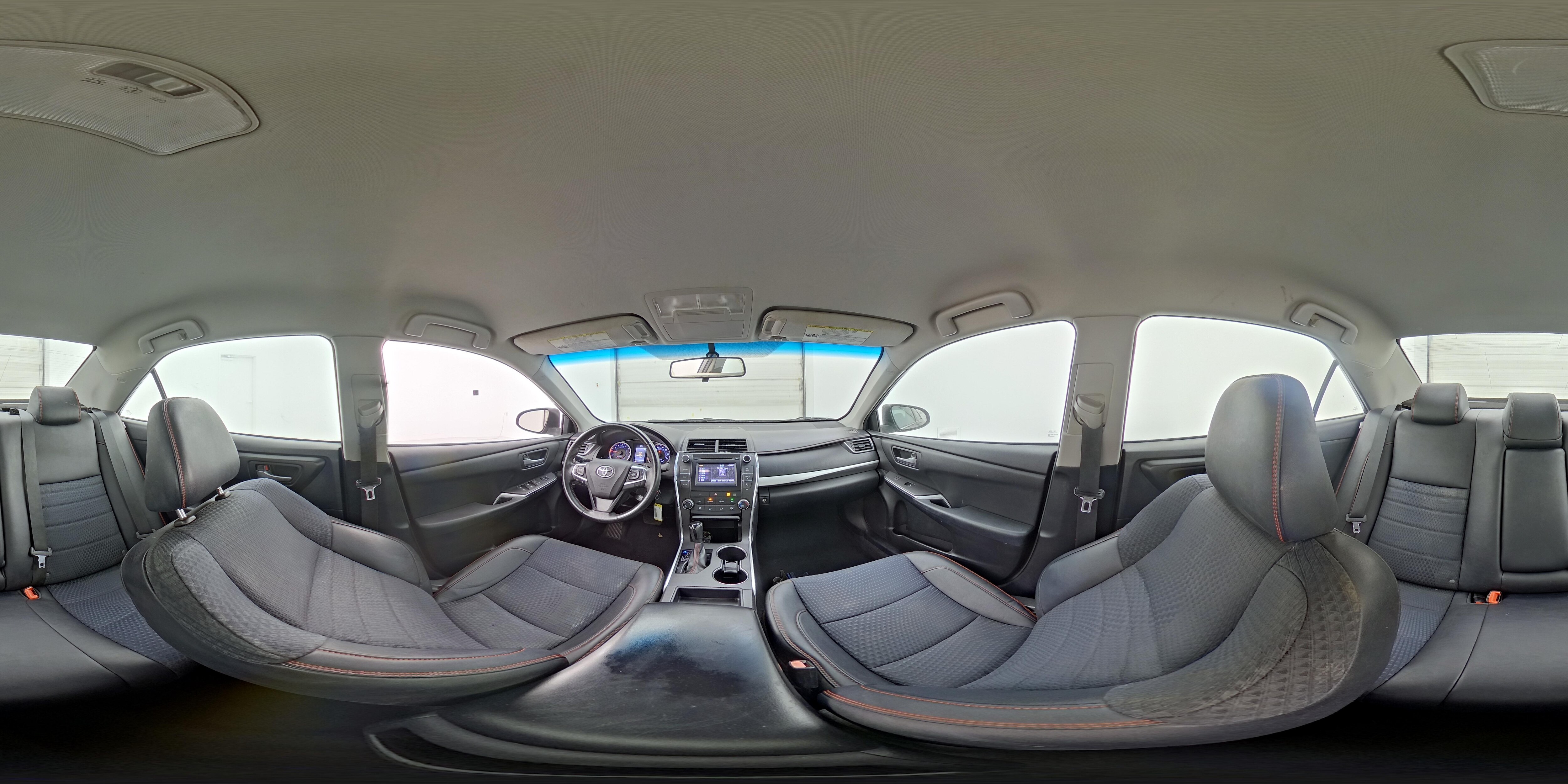 2015 Toyota Camry SE - Photo 24