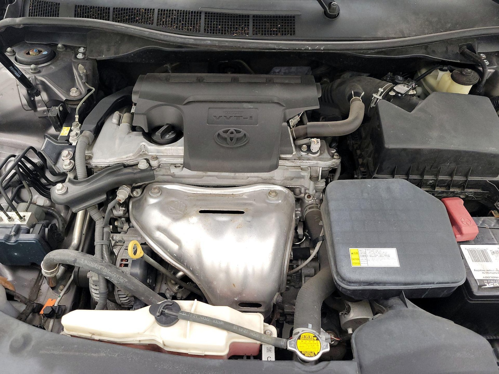 2015 Toyota Camry SE - Photo 22