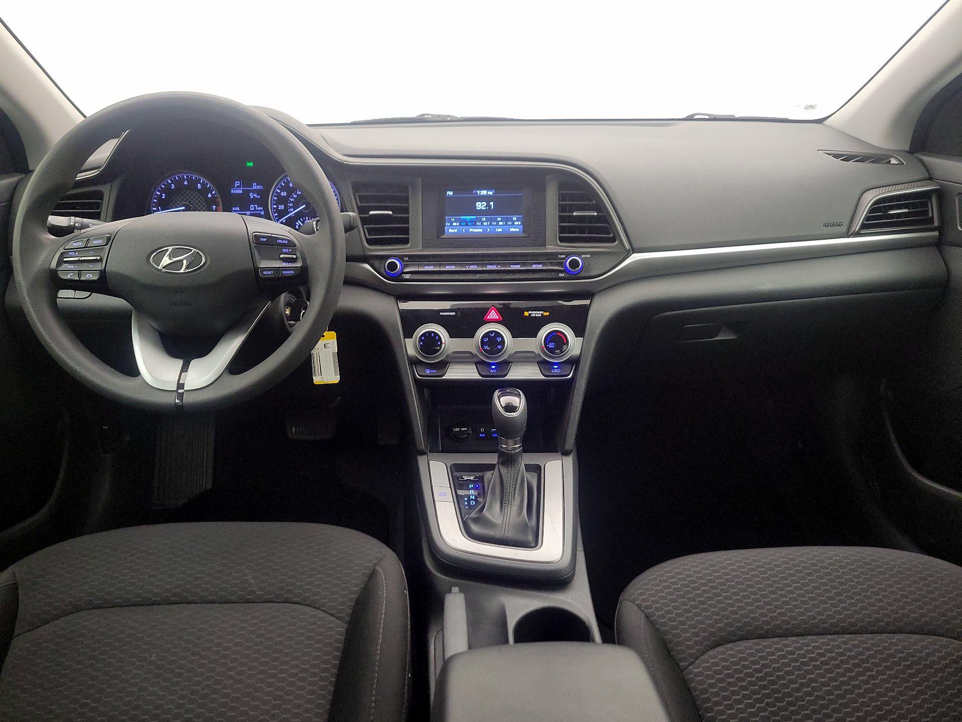 Thumbnail: 2019 Hyundai Elantra - 9