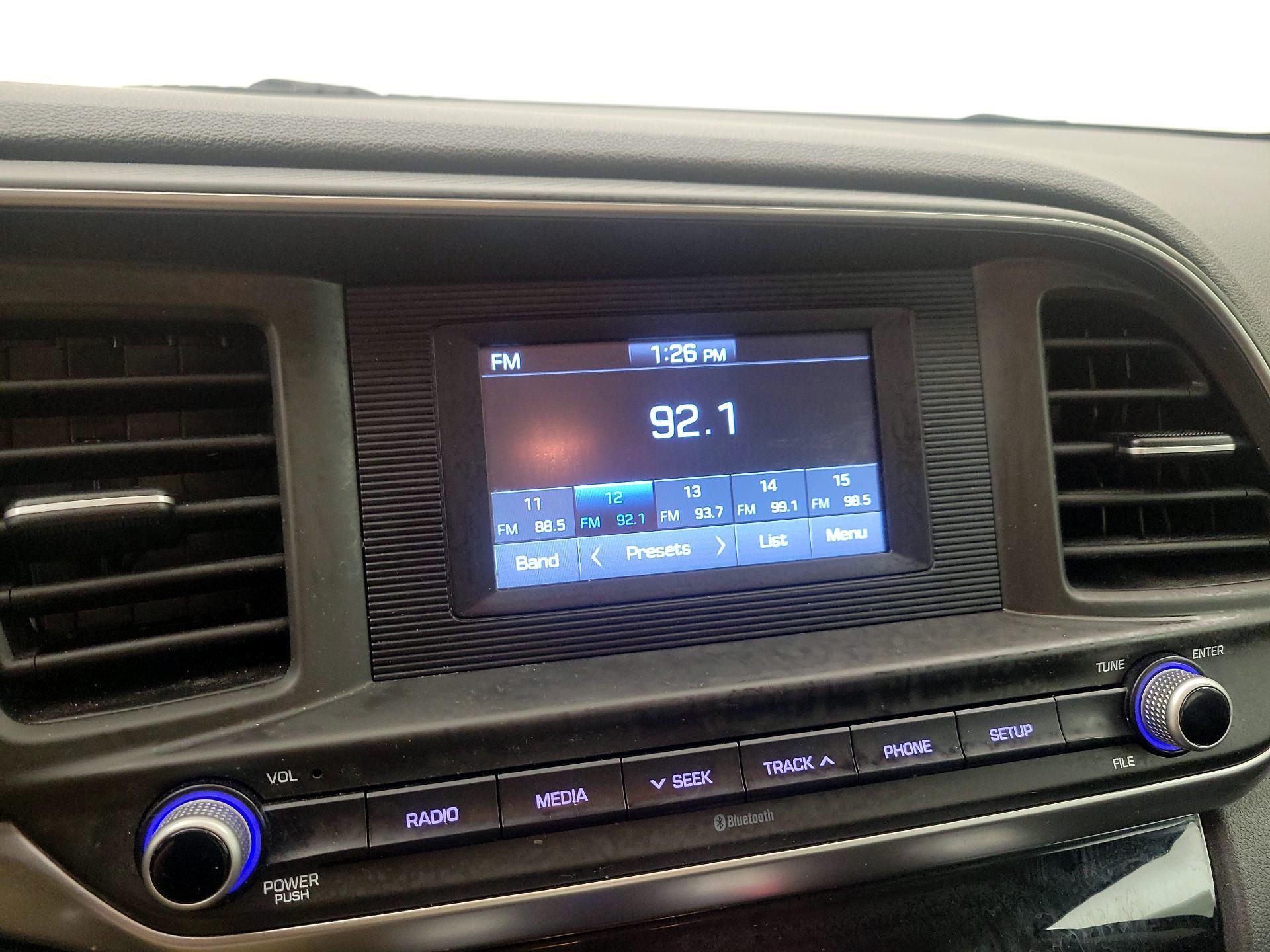 Thumbnail: 2019 Hyundai Elantra - 15