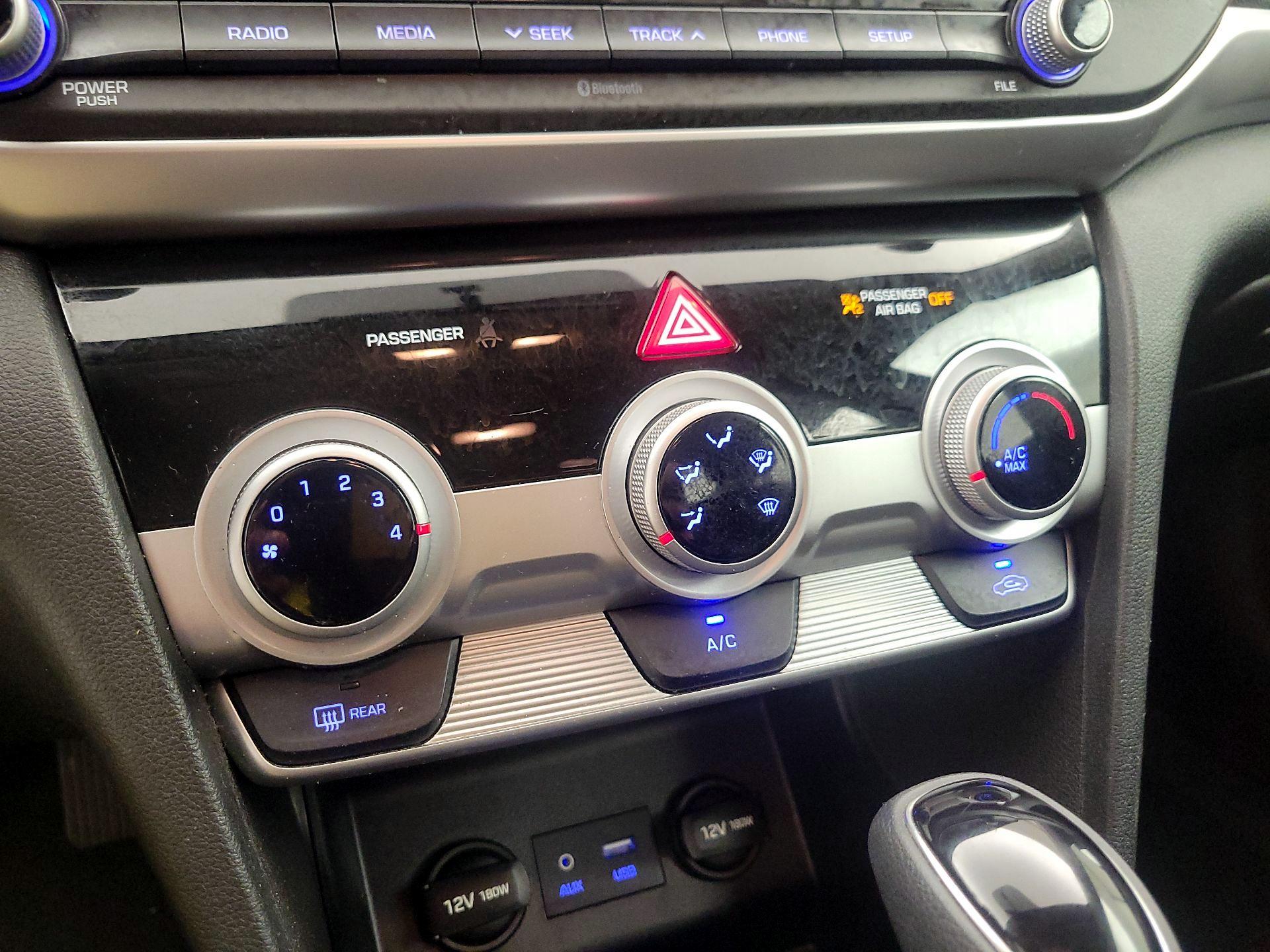 Thumbnail: 2019 Hyundai Elantra - 16