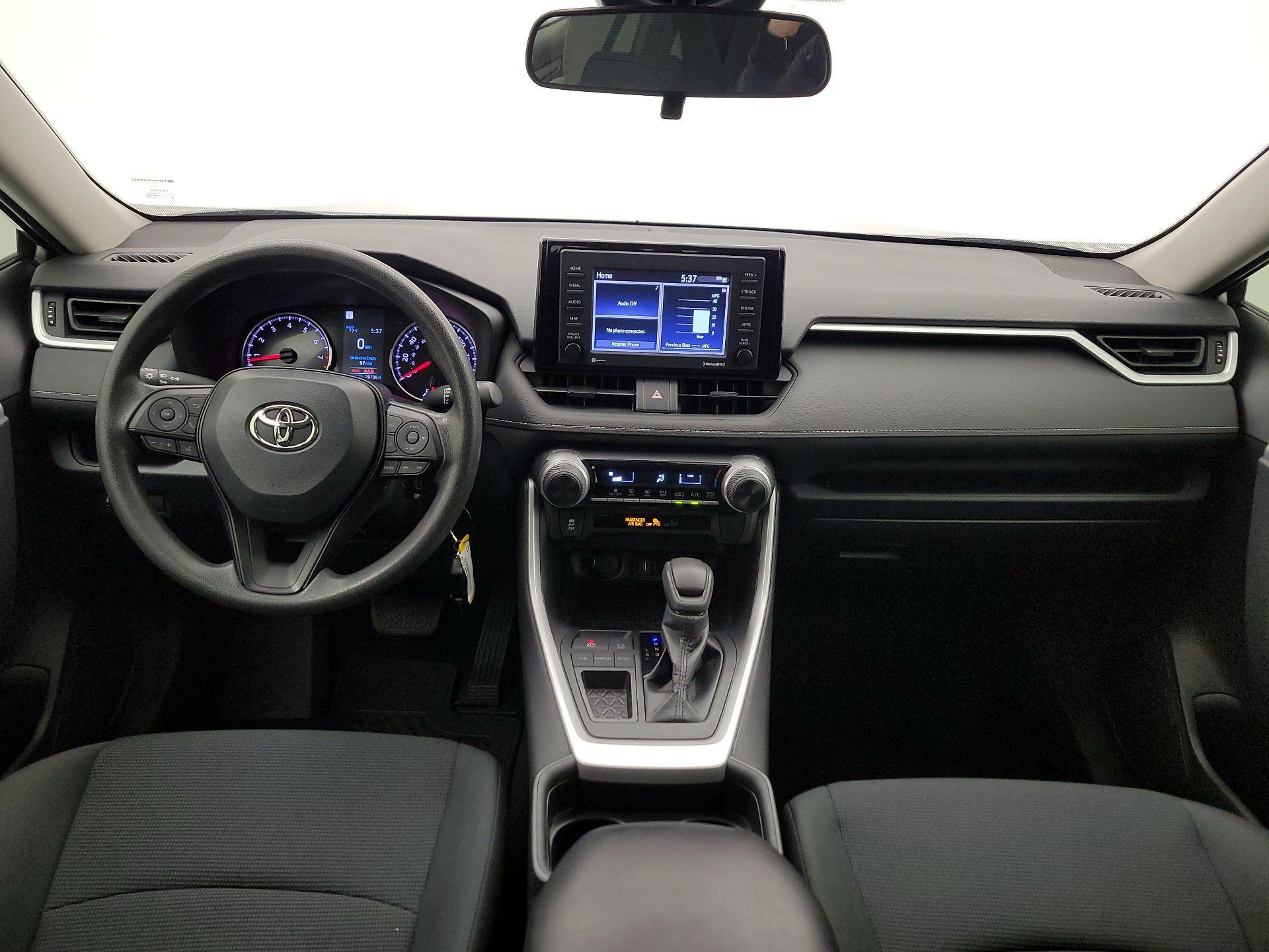 Thumbnail: 2020 Toyota RAV4 - 9