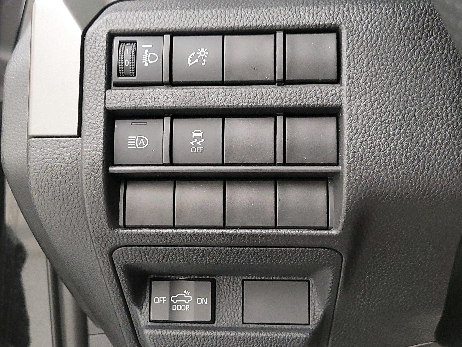 Thumbnail: 2024 Toyota Tacoma - 13