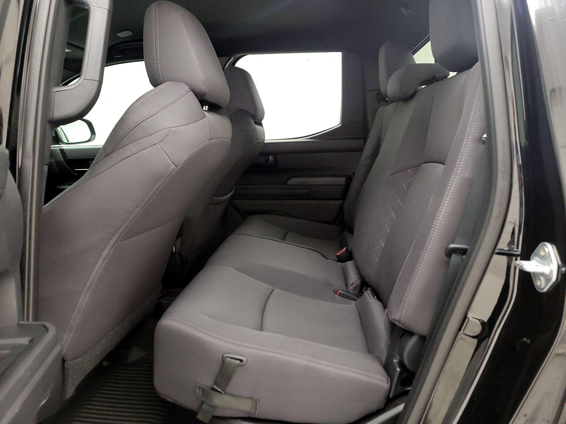 Thumbnail: 2024 Toyota Tacoma - 19