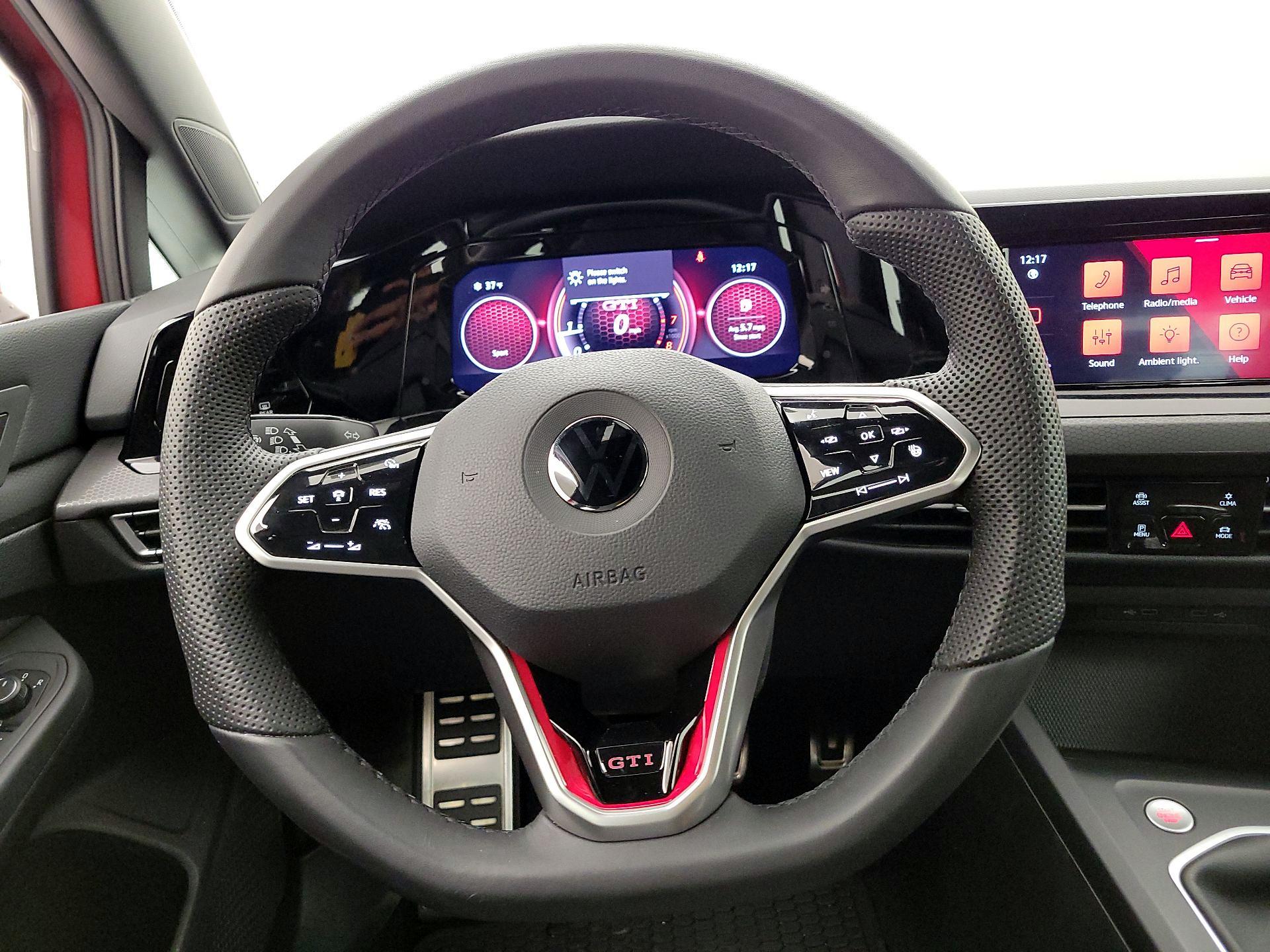 Thumbnail: 2022 Volkswagen Golf - 10