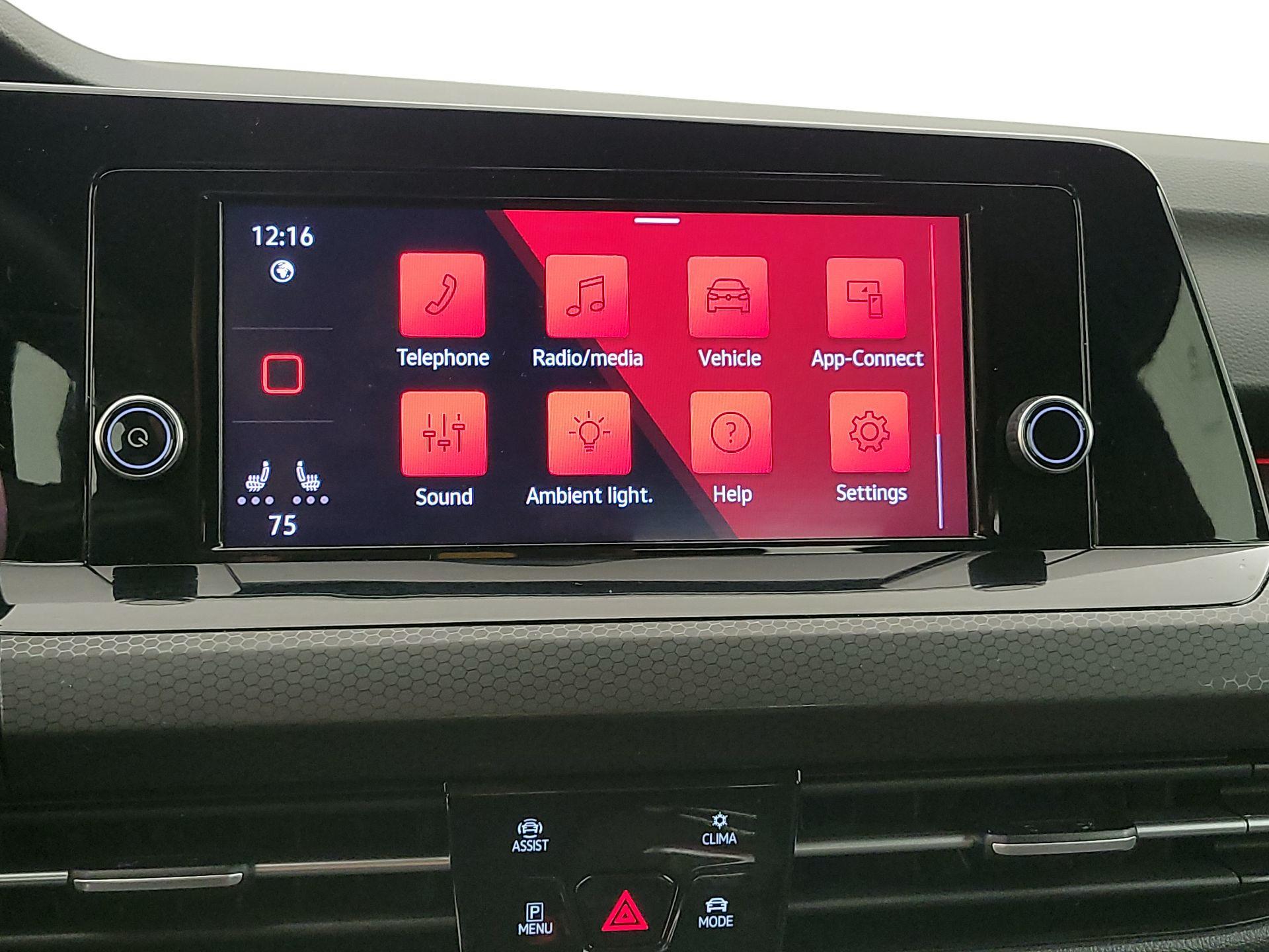 Thumbnail: 2022 Volkswagen Golf - 15