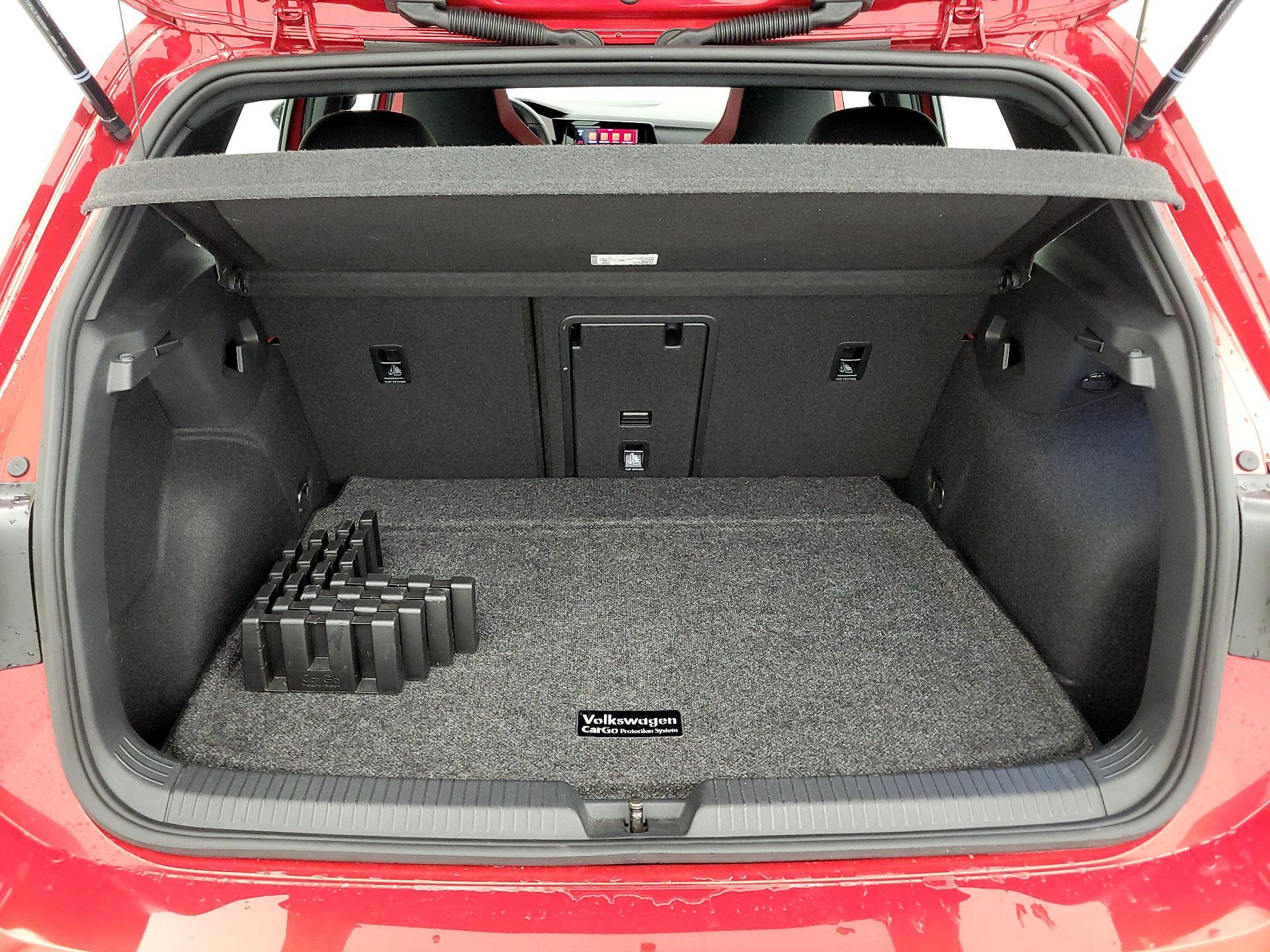 Thumbnail: 2022 Volkswagen Golf - 20