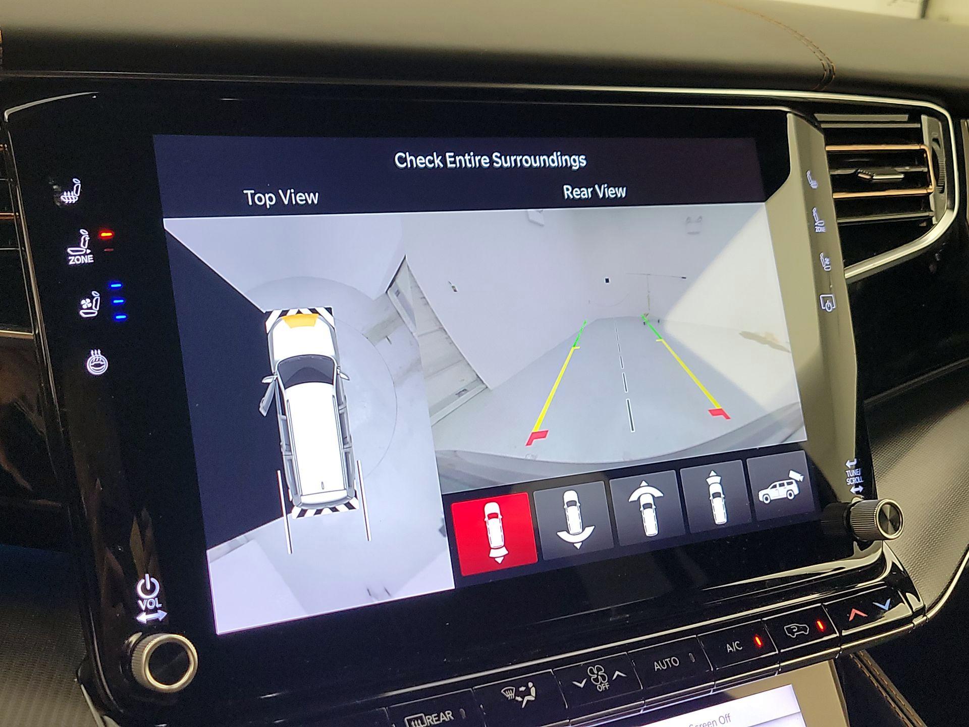 Thumbnail: 2024 Jeep Grand Wagoneer L - 14