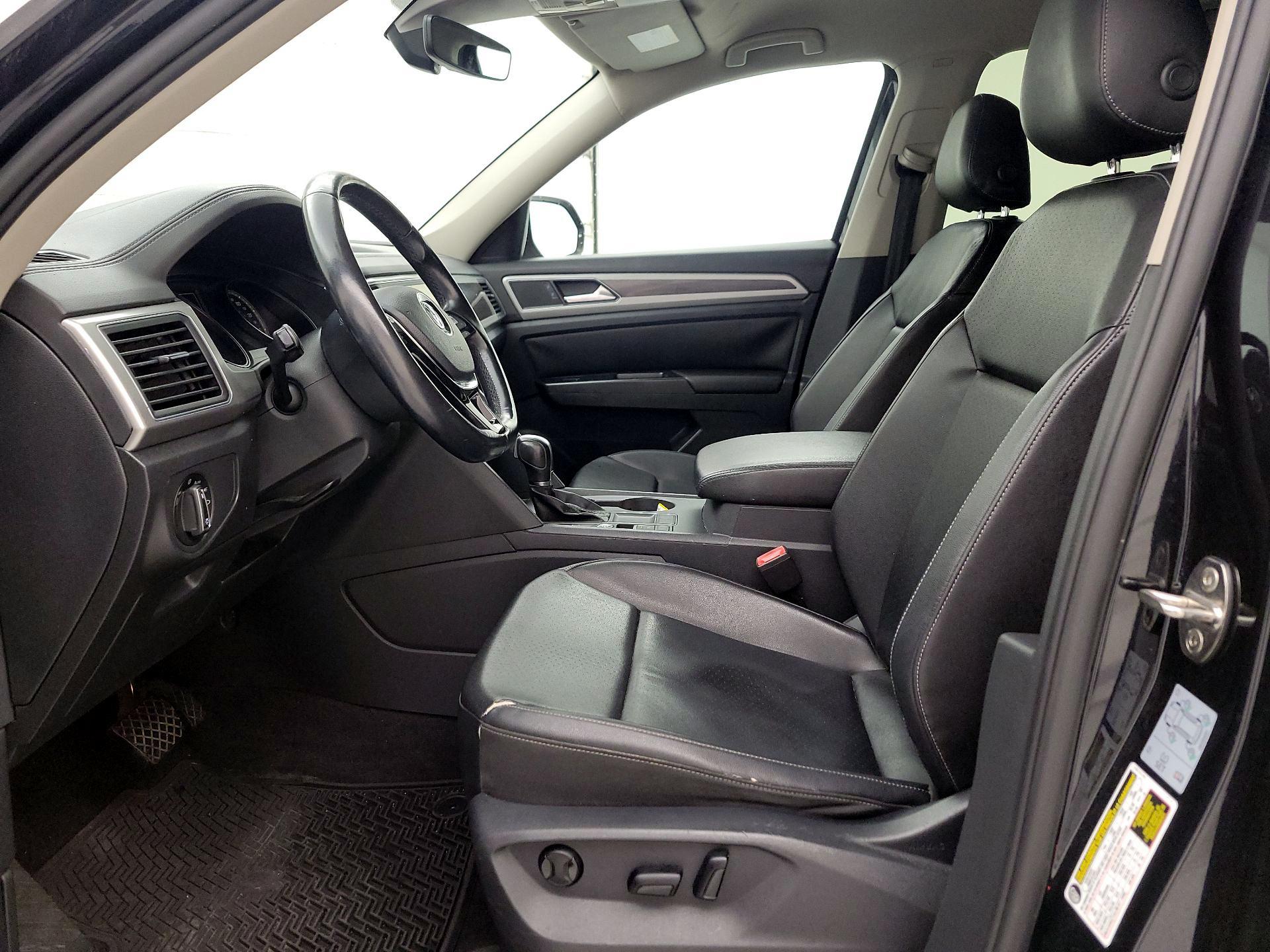 Thumbnail: 2018 Volkswagen Atlas - 11