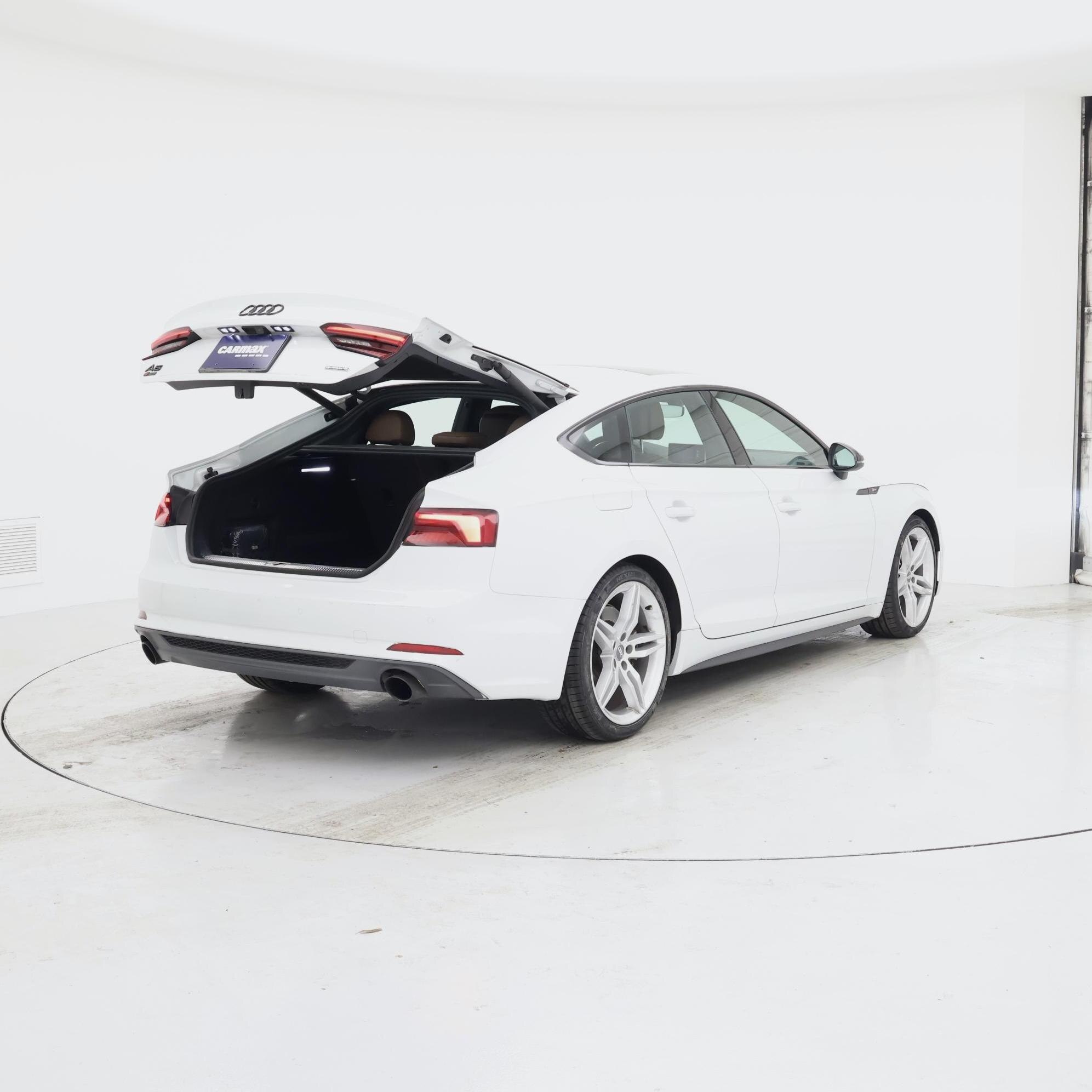 Thumbnail: 2019 Audi A5 - 8