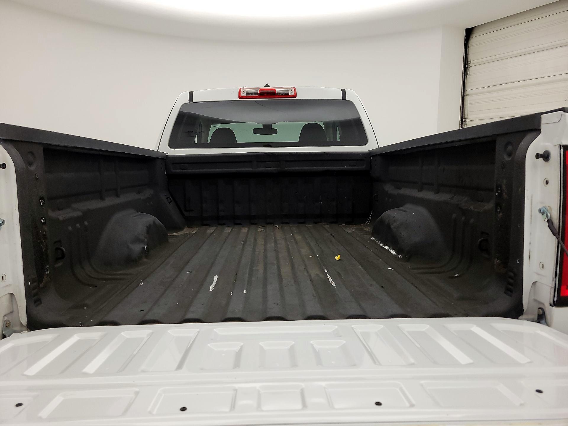 Thumbnail: 2018 Chevrolet Colorado - 20