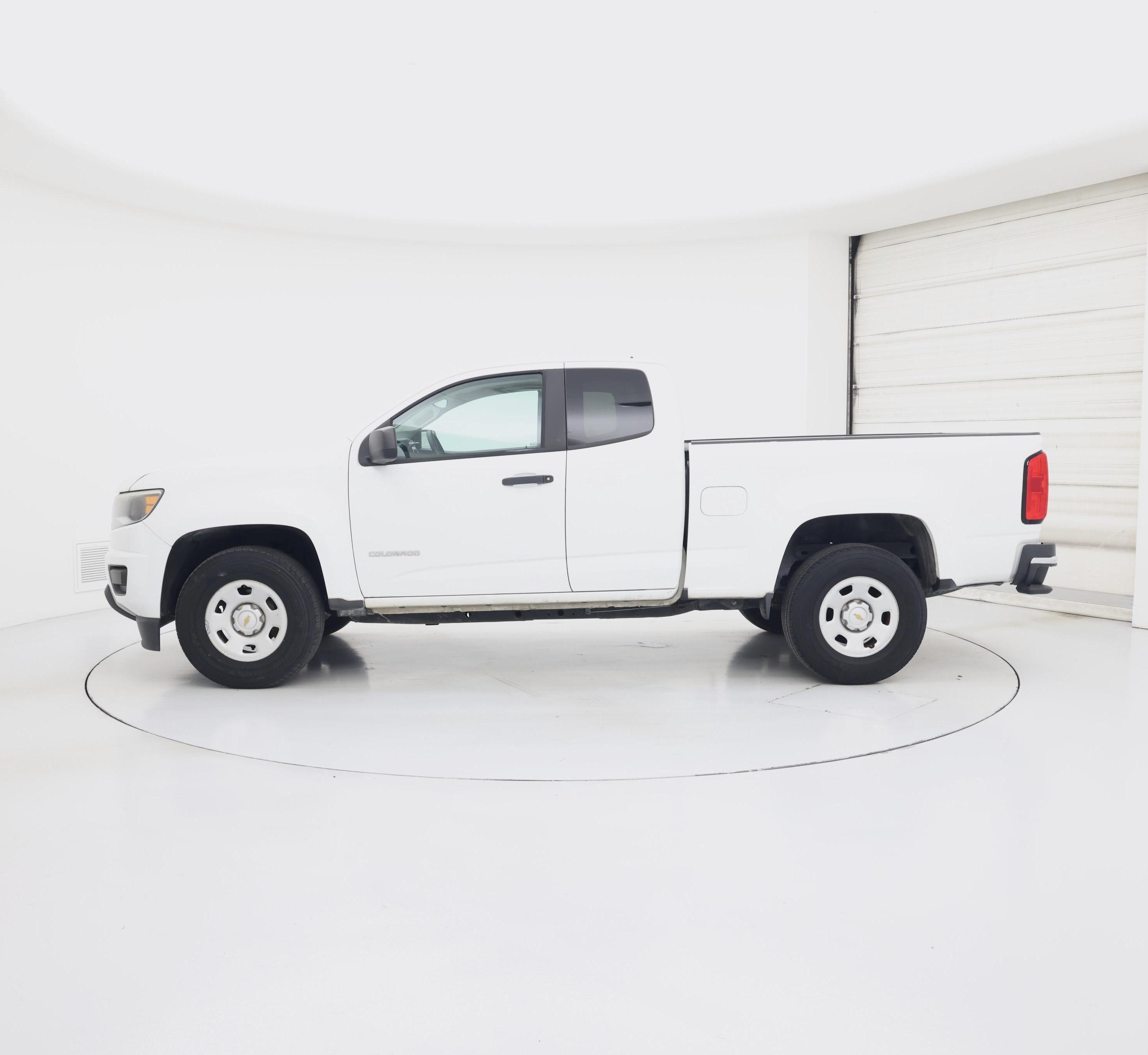 Thumbnail: 2018 Chevrolet Colorado - 3