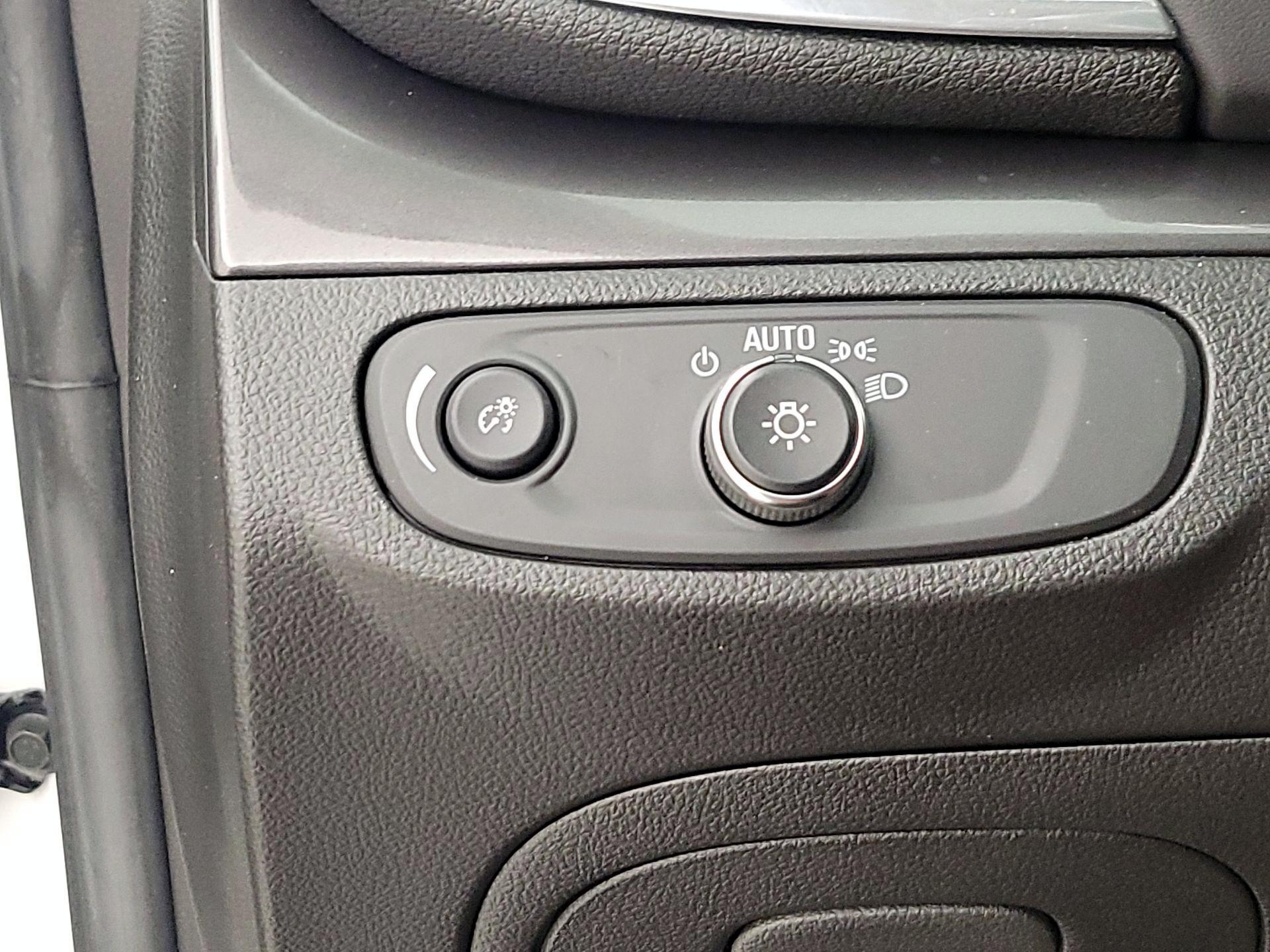 Thumbnail: 2021 Buick Encore - 13