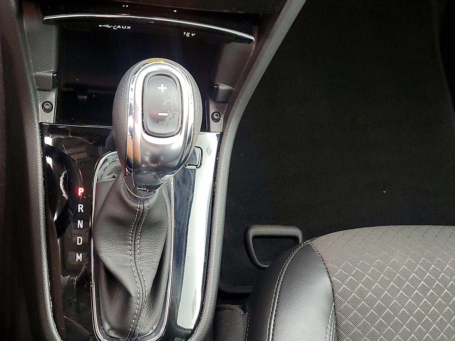 Thumbnail: 2021 Buick Encore - 17