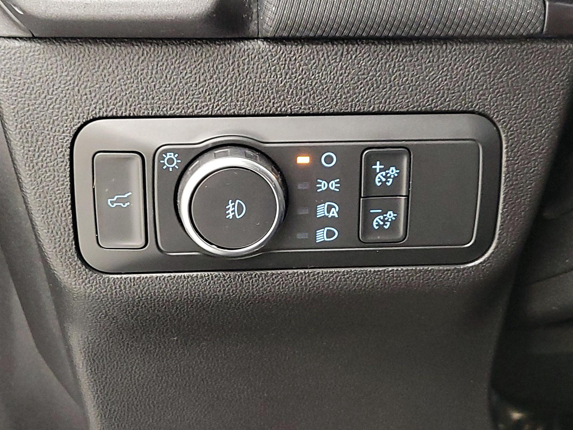 Thumbnail: 2021 Ford Bronco Sport - 13