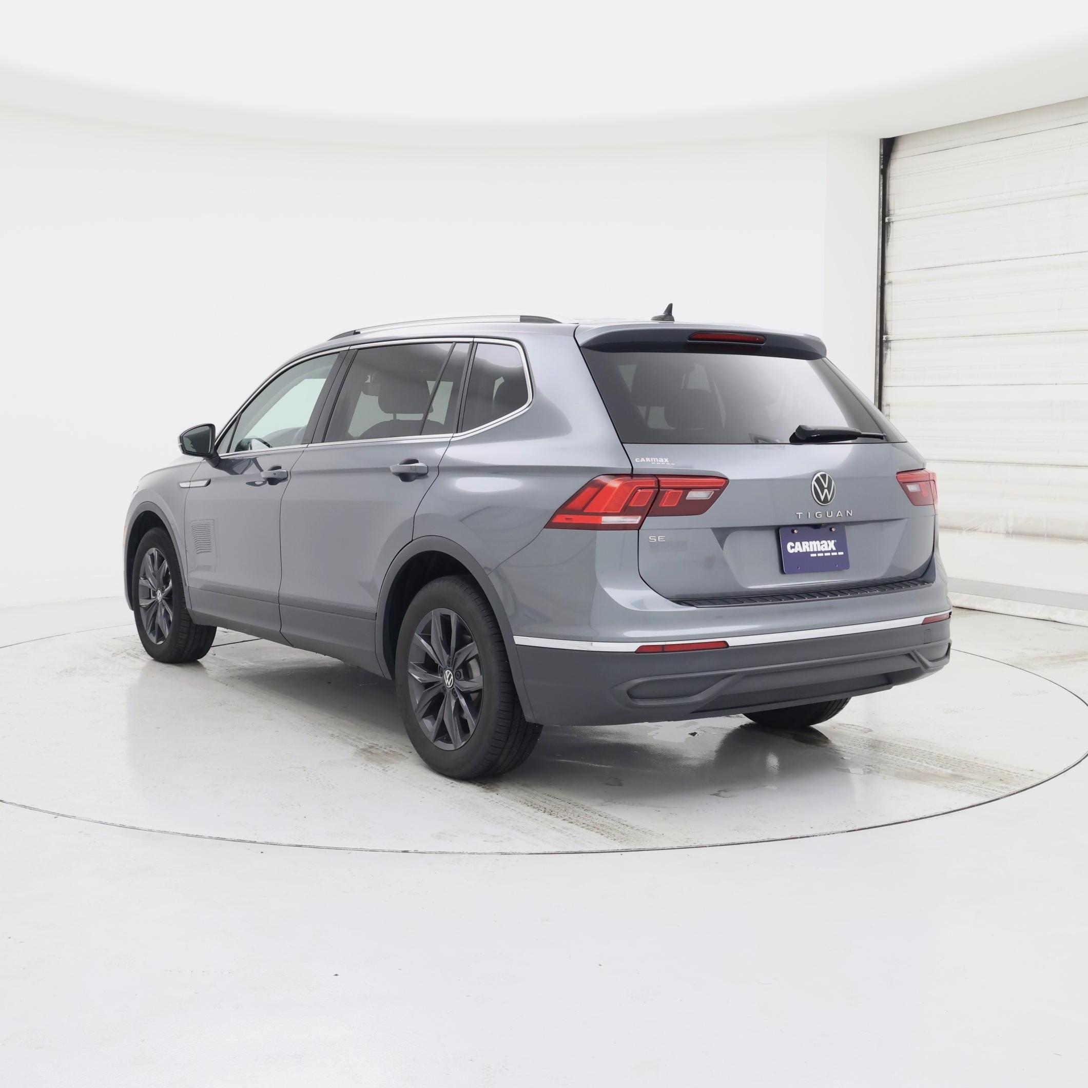 Thumbnail: 2024 Volkswagen Tiguan - 2