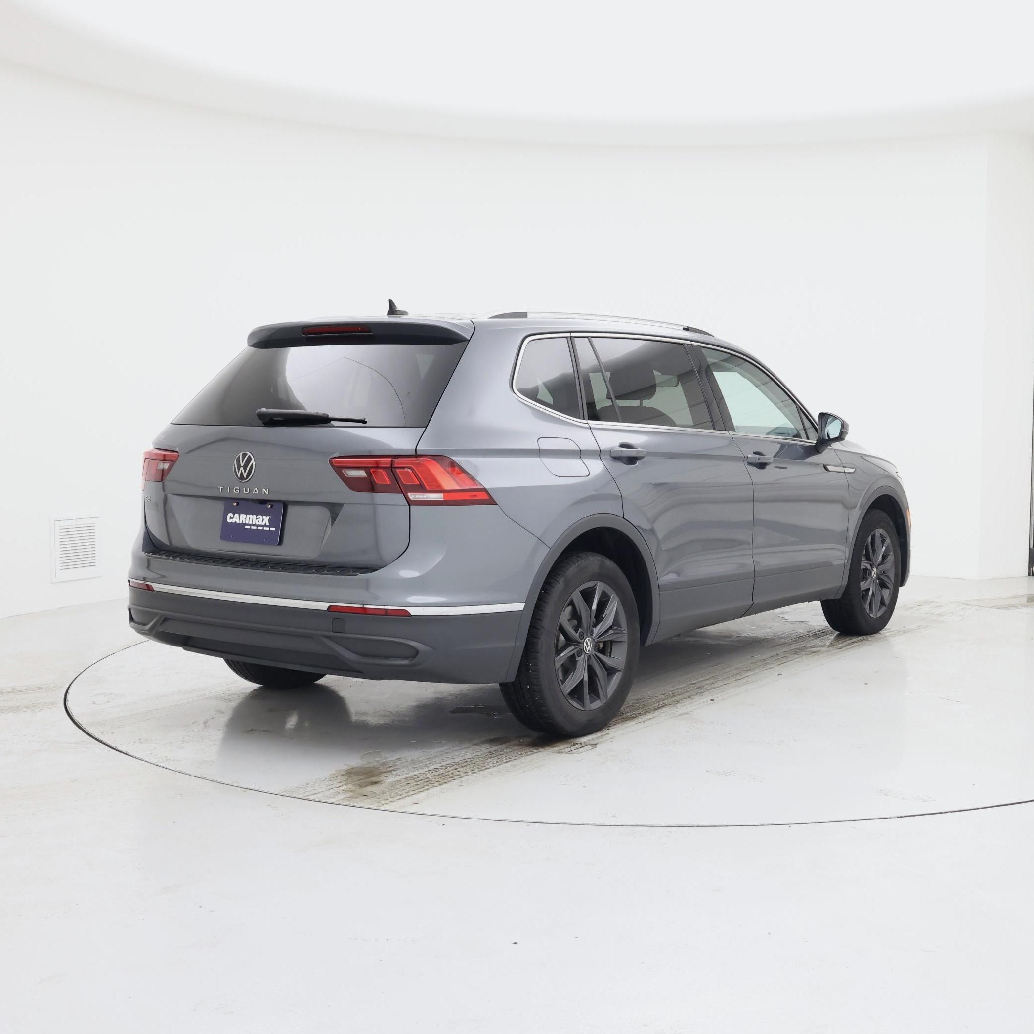 Thumbnail: 2024 Volkswagen Tiguan - 8