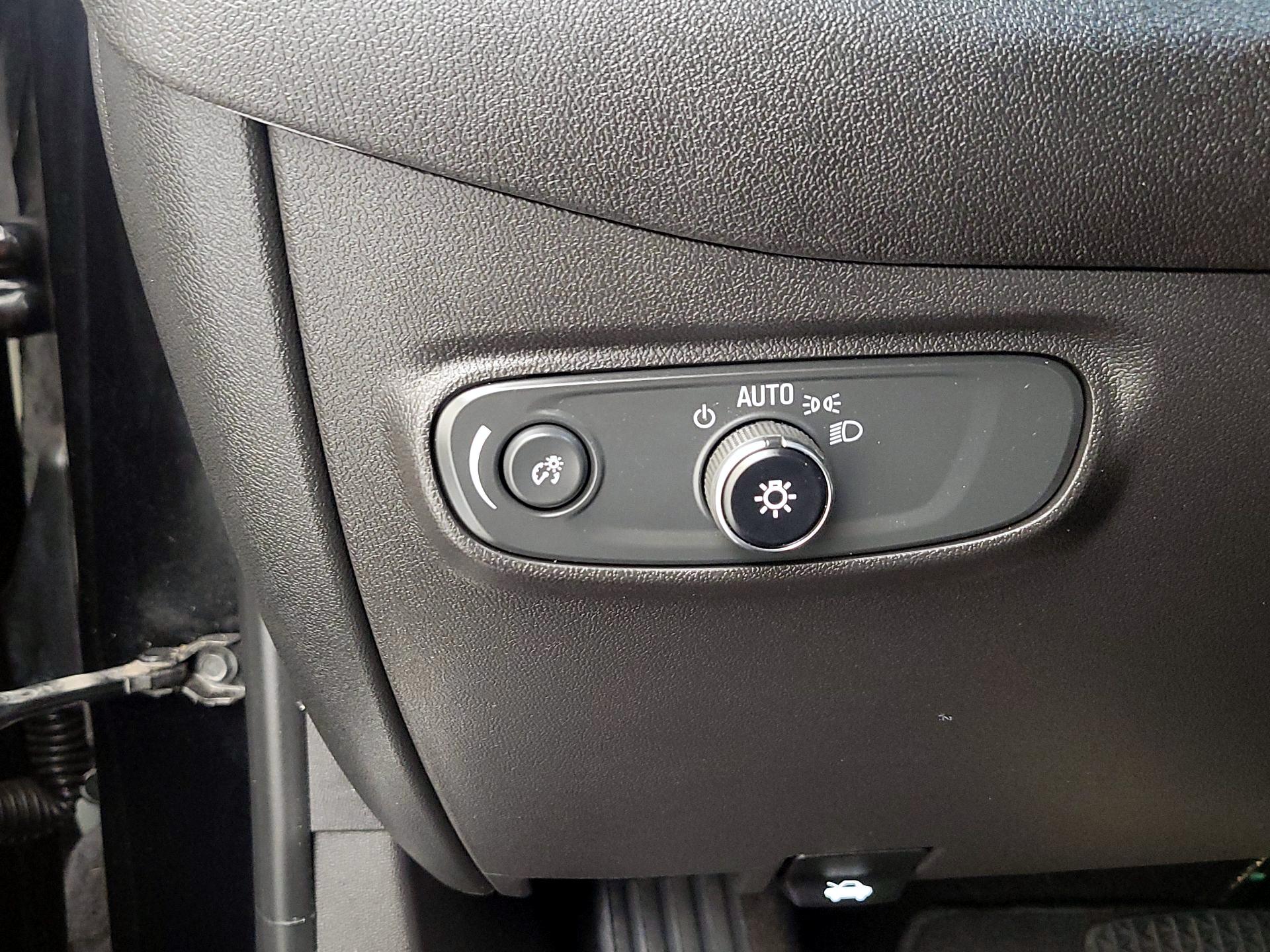 Thumbnail: 2024 Chevrolet Equinox - 13