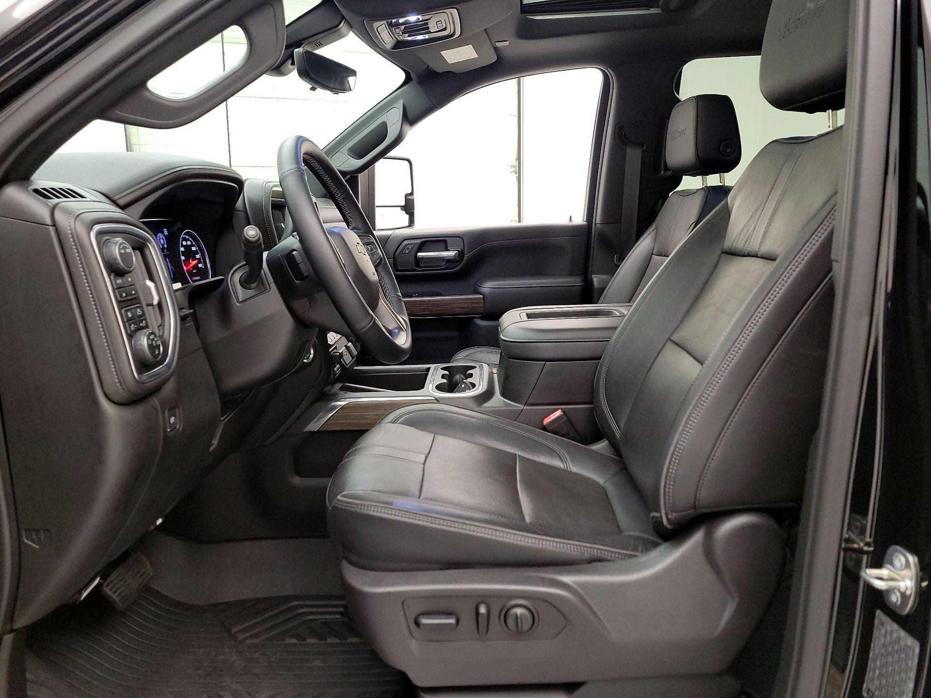 Thumbnail: 2020 Chevrolet Silverado 2500 - 11