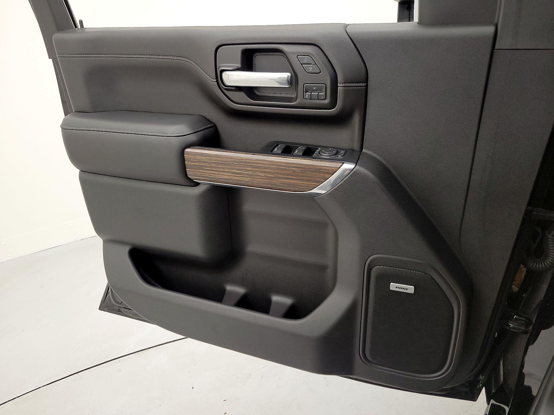 Thumbnail: 2020 Chevrolet Silverado 2500 - 12