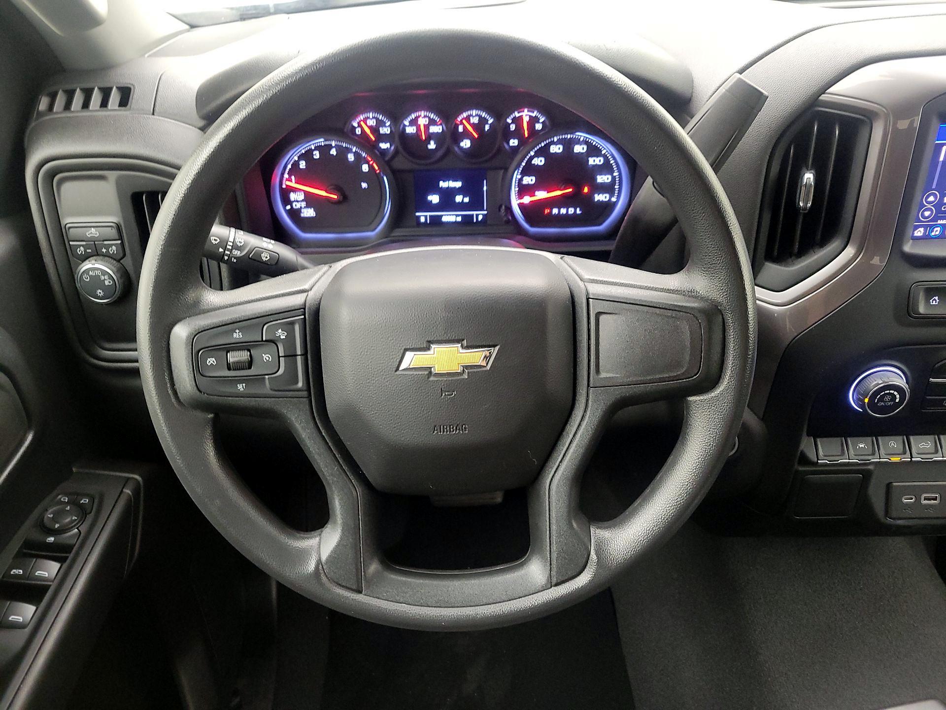 Thumbnail: 2022 Chevrolet Silverado 1500 - 10