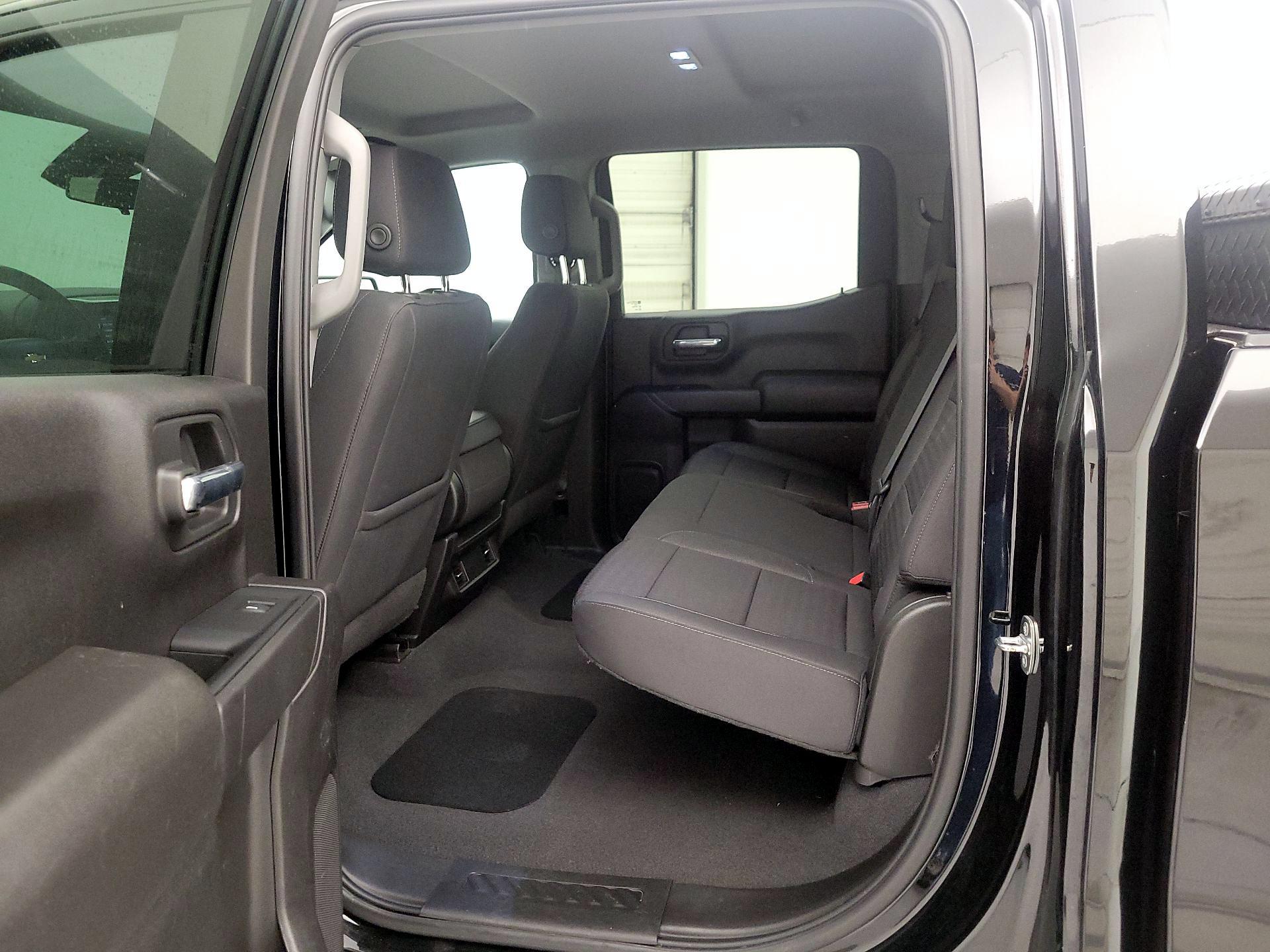 Thumbnail: 2022 Chevrolet Silverado 1500 - 19