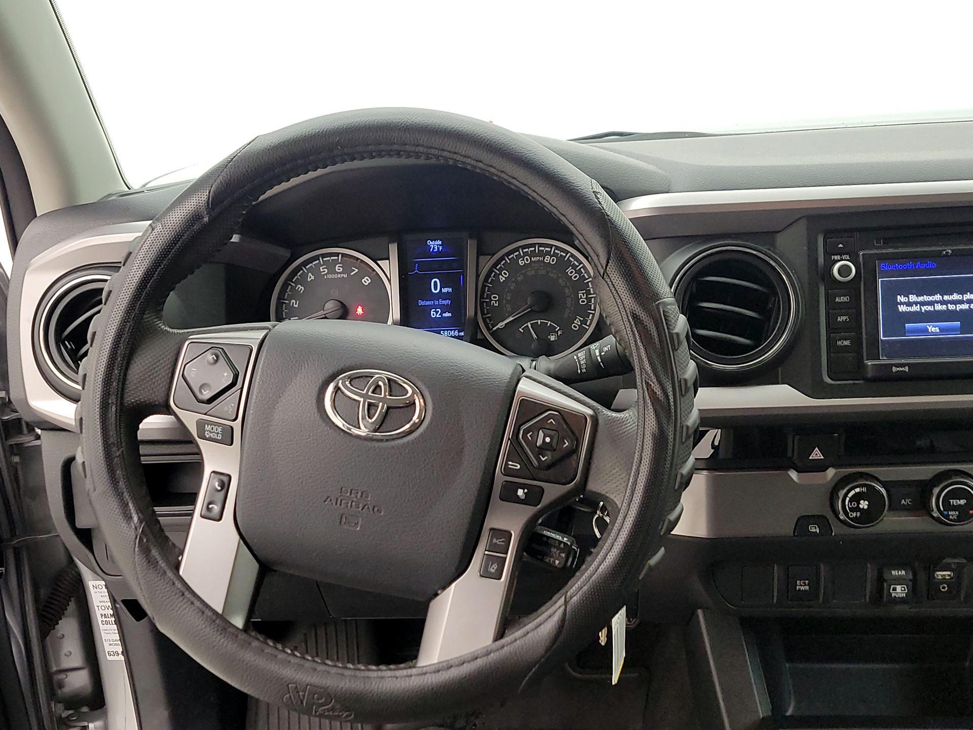 Thumbnail: 2018 Toyota Tacoma - 10