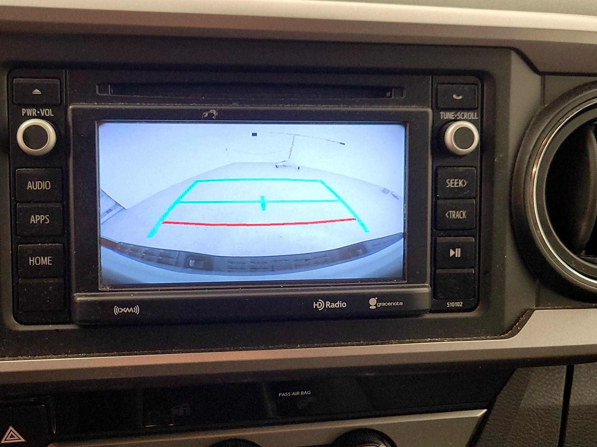 Thumbnail: 2018 Toyota Tacoma - 14