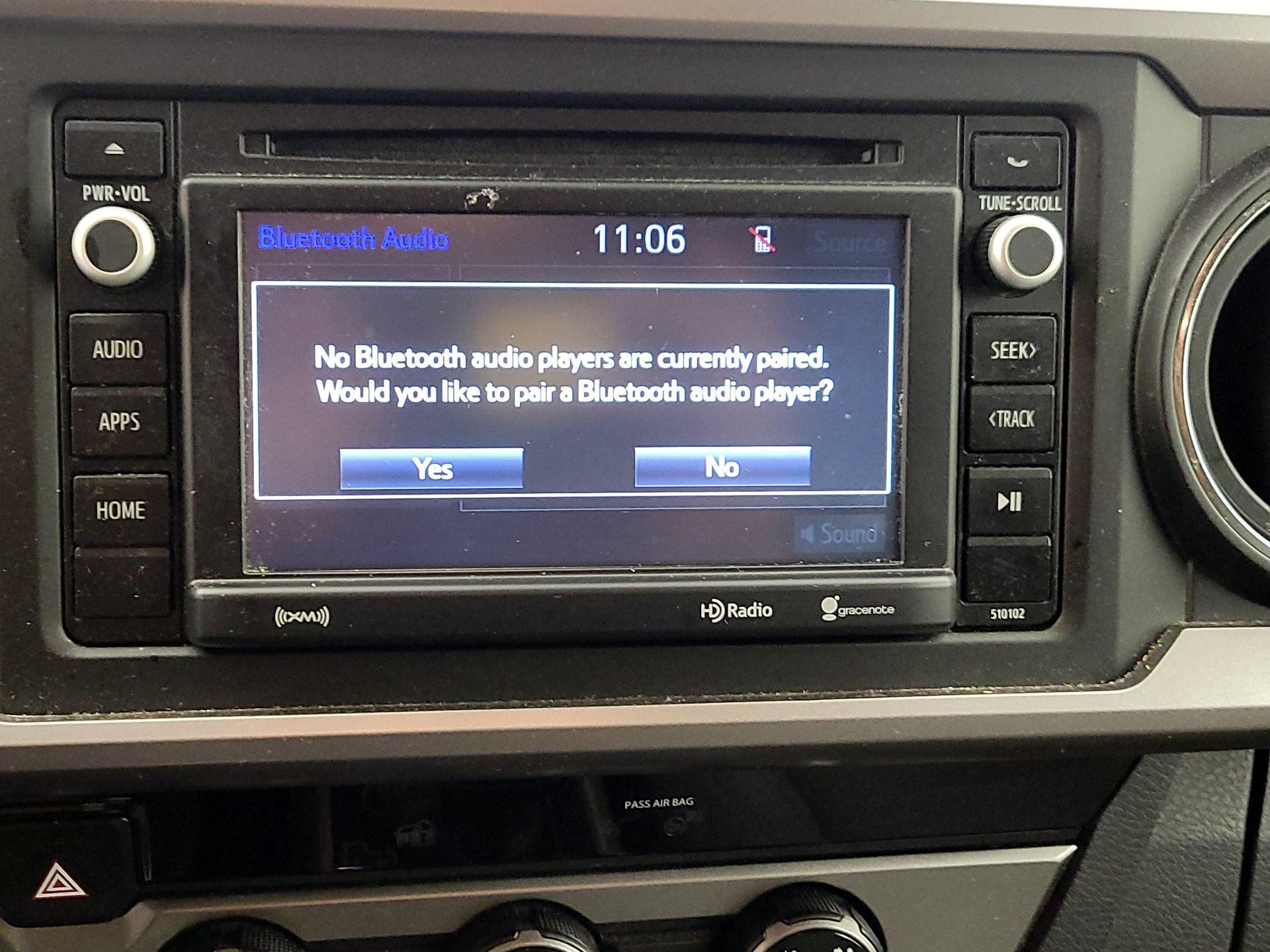 Thumbnail: 2018 Toyota Tacoma - 15