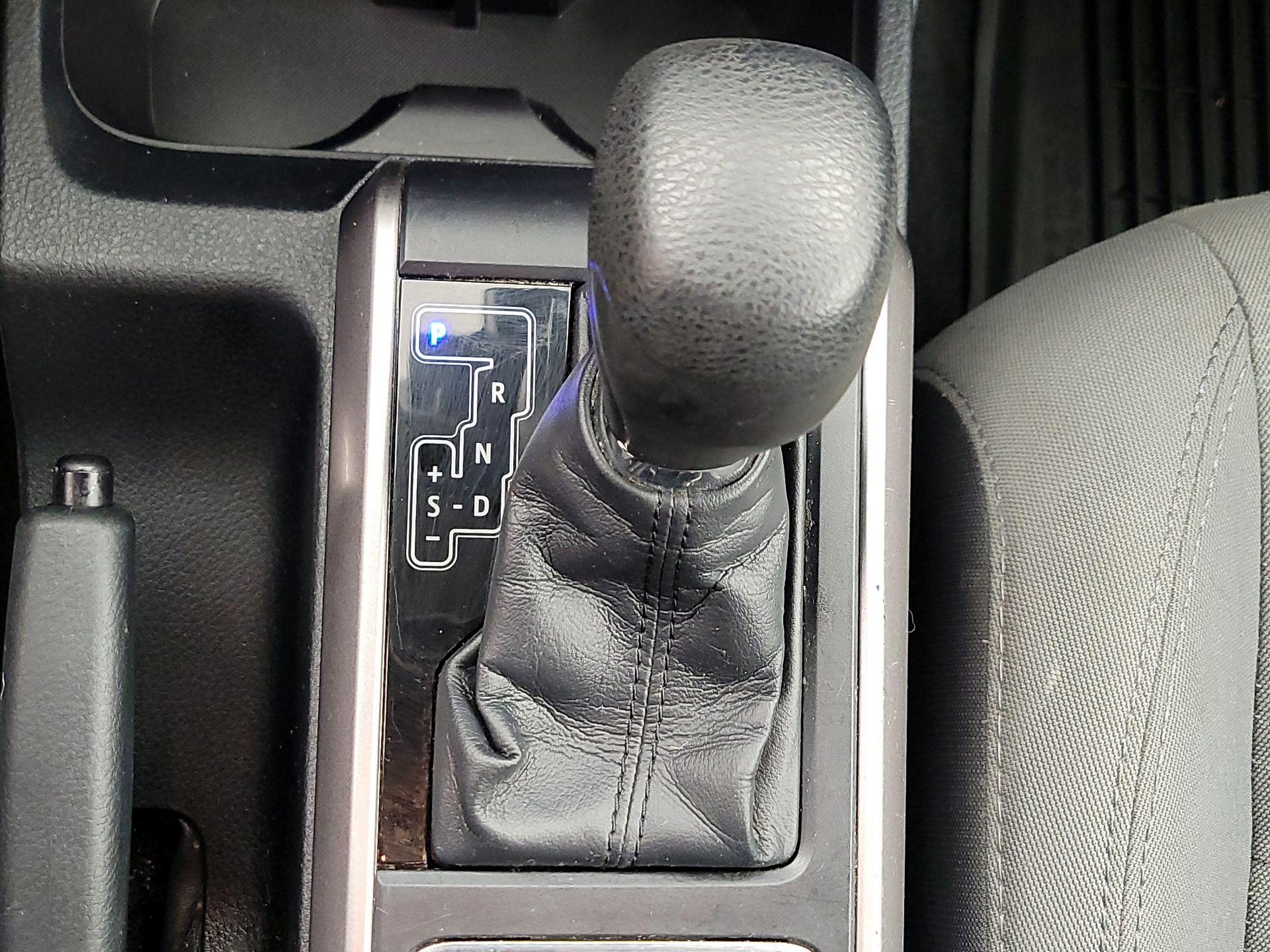 Thumbnail: 2018 Toyota Tacoma - 17