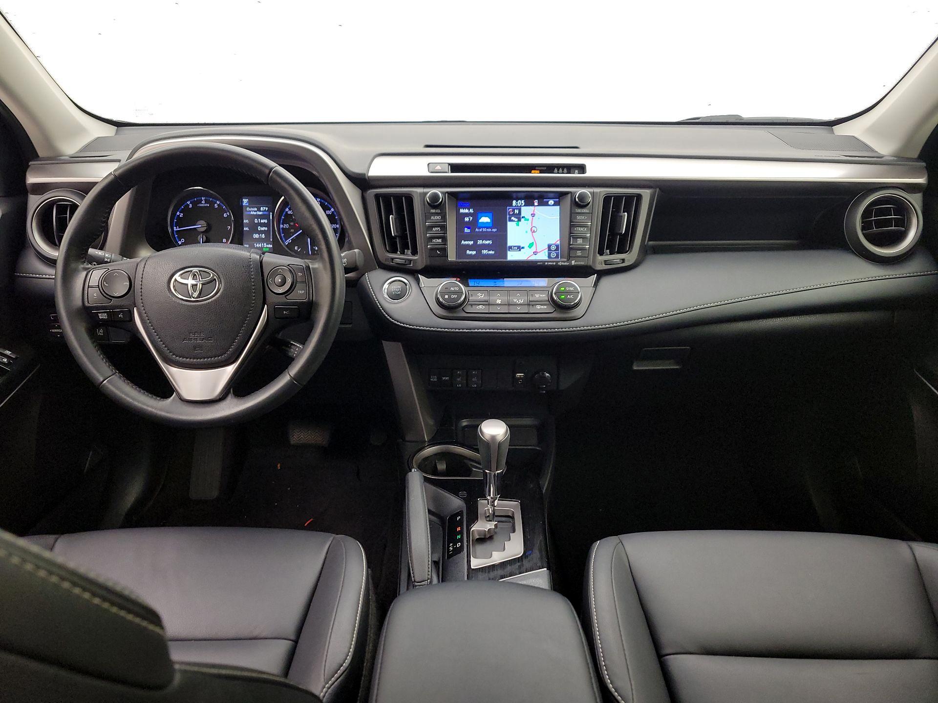 Thumbnail: 2018 Toyota RAV4 - 9