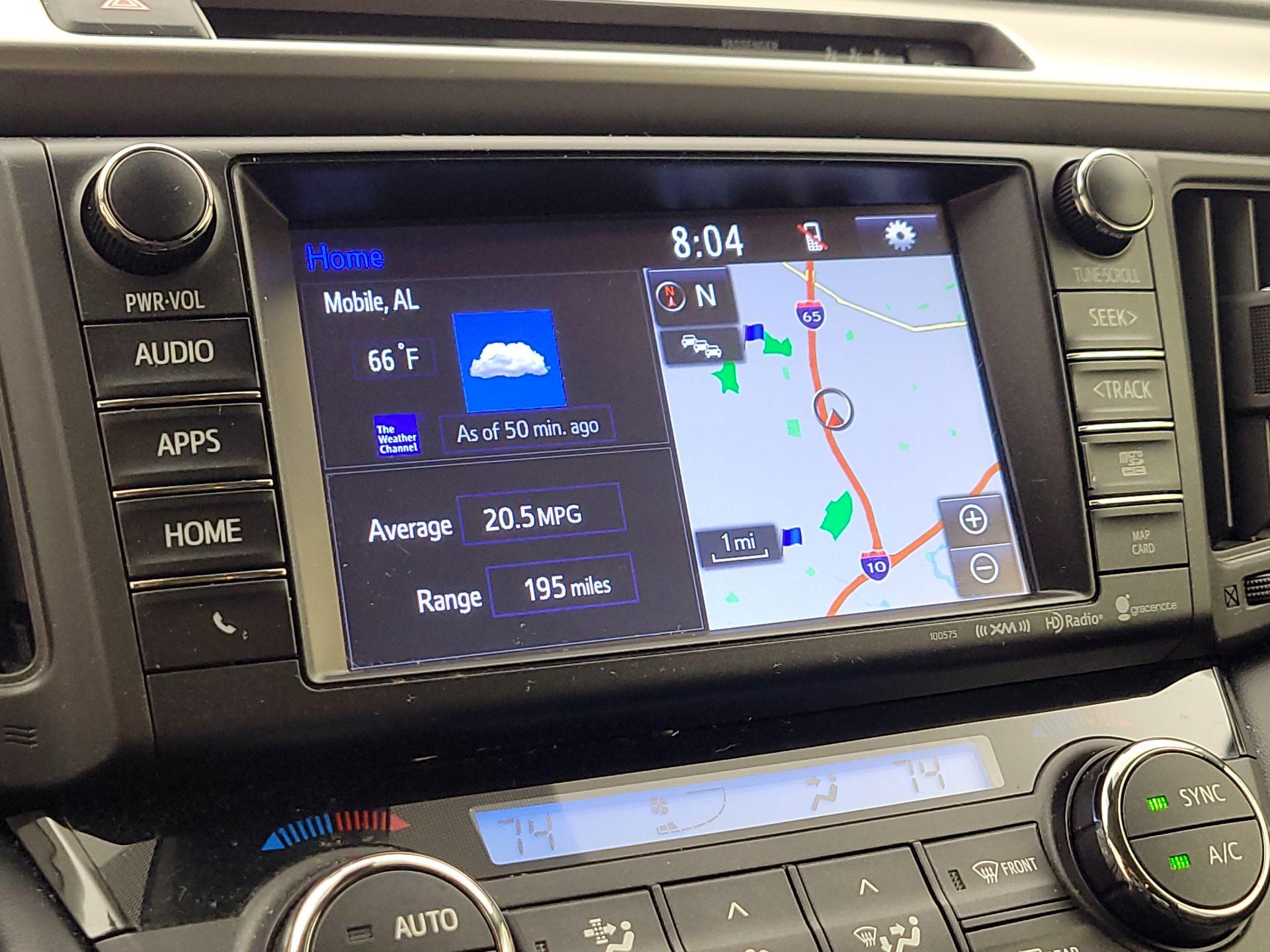 Thumbnail: 2018 Toyota RAV4 - 15