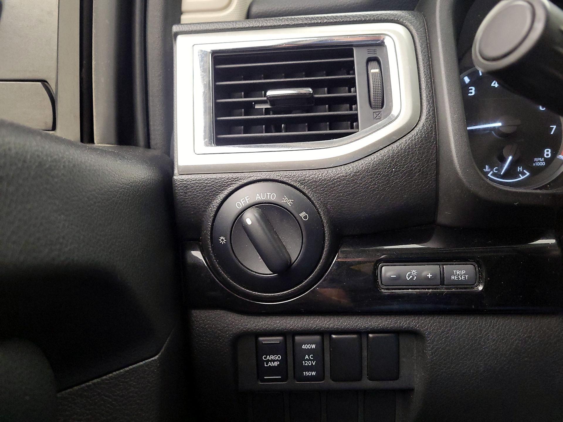 Thumbnail: 2021 Nissan Titan - 13