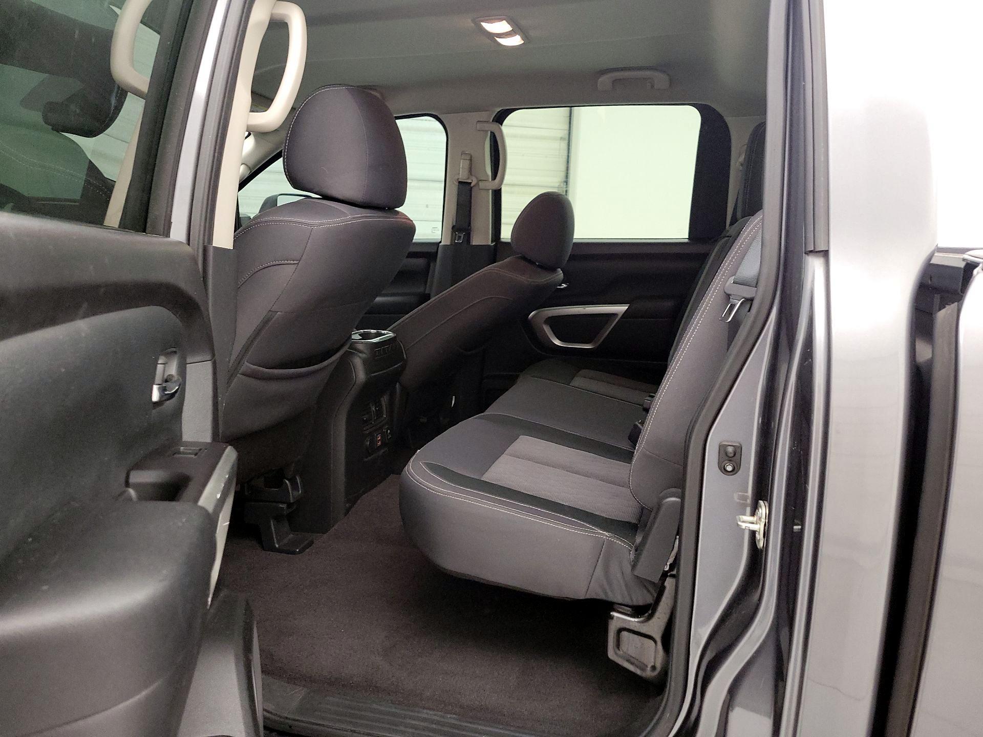 Thumbnail: 2021 Nissan Titan - 18