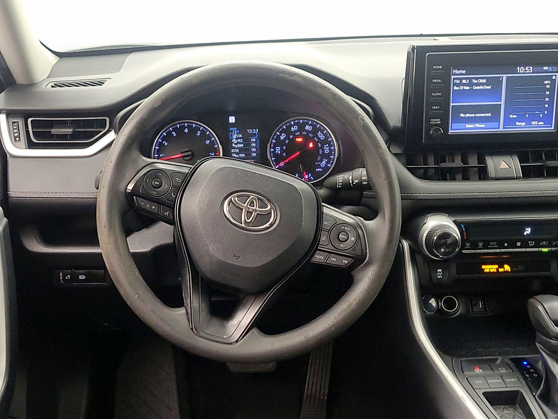 Thumbnail: 2019 Toyota RAV4 - 10