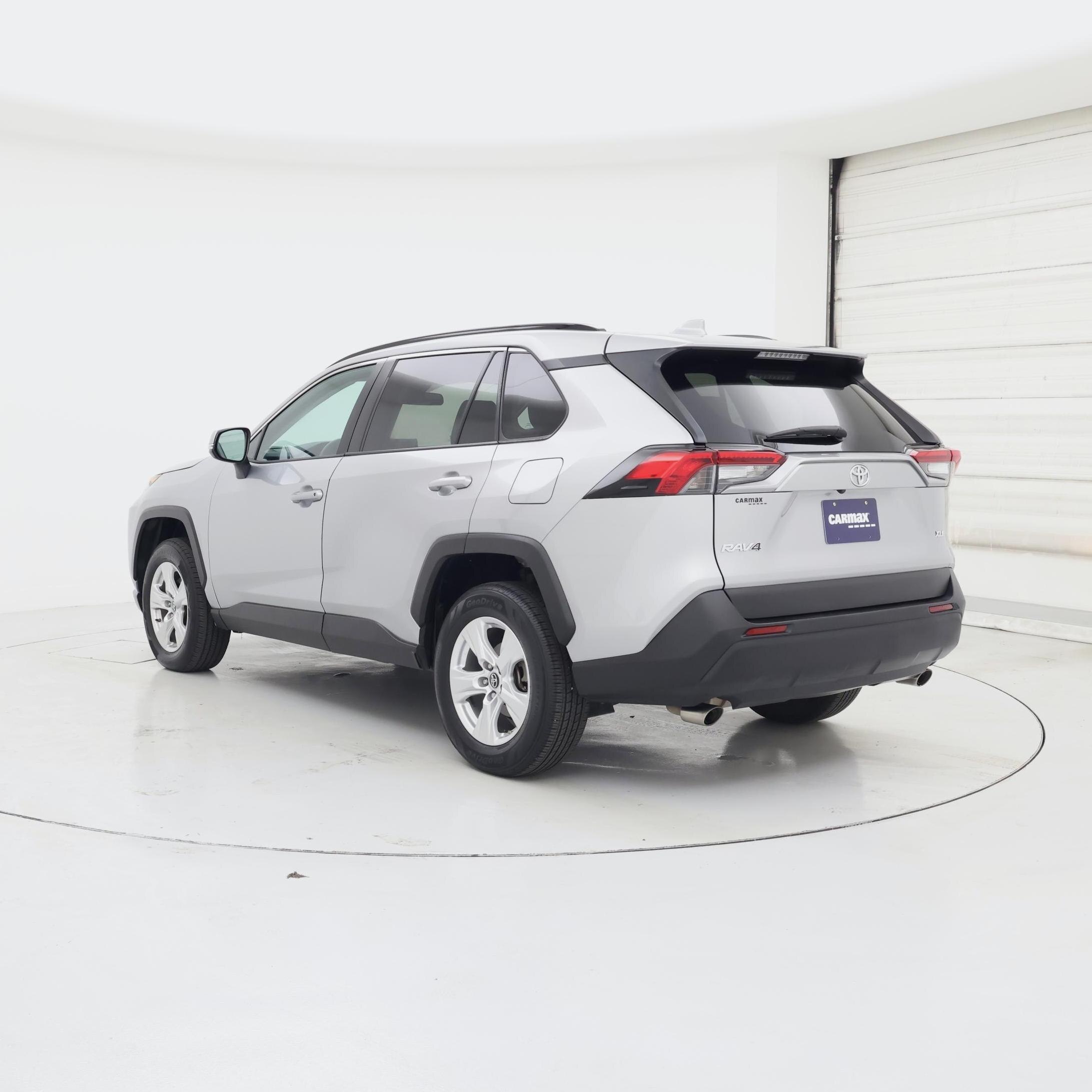 Thumbnail: 2019 Toyota RAV4 - 2