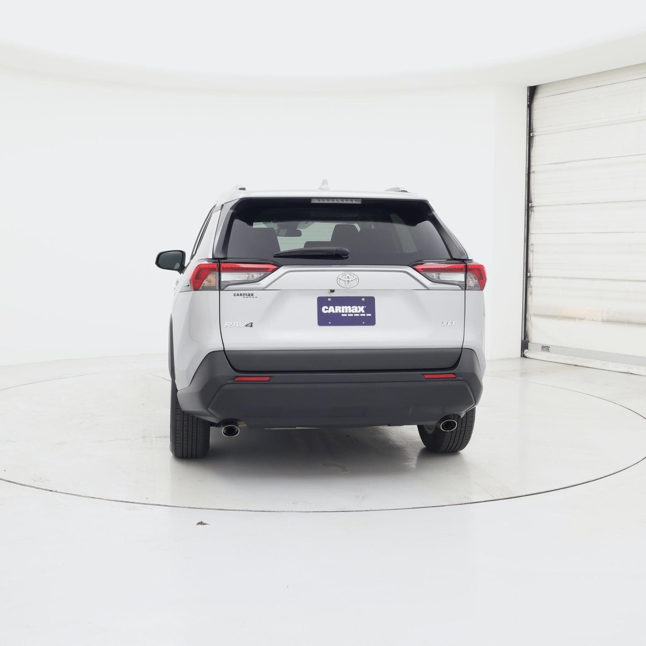 Thumbnail: 2019 Toyota RAV4 - 6