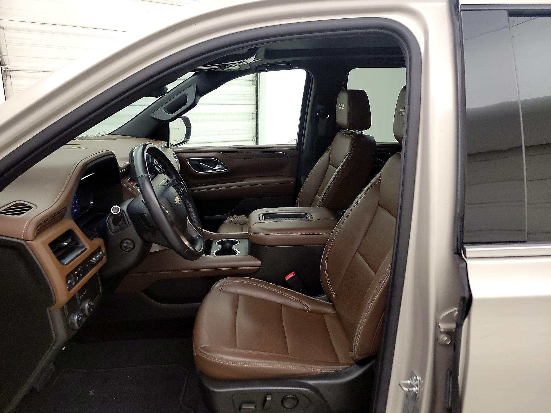 Thumbnail: 2022 Chevrolet Tahoe - 11