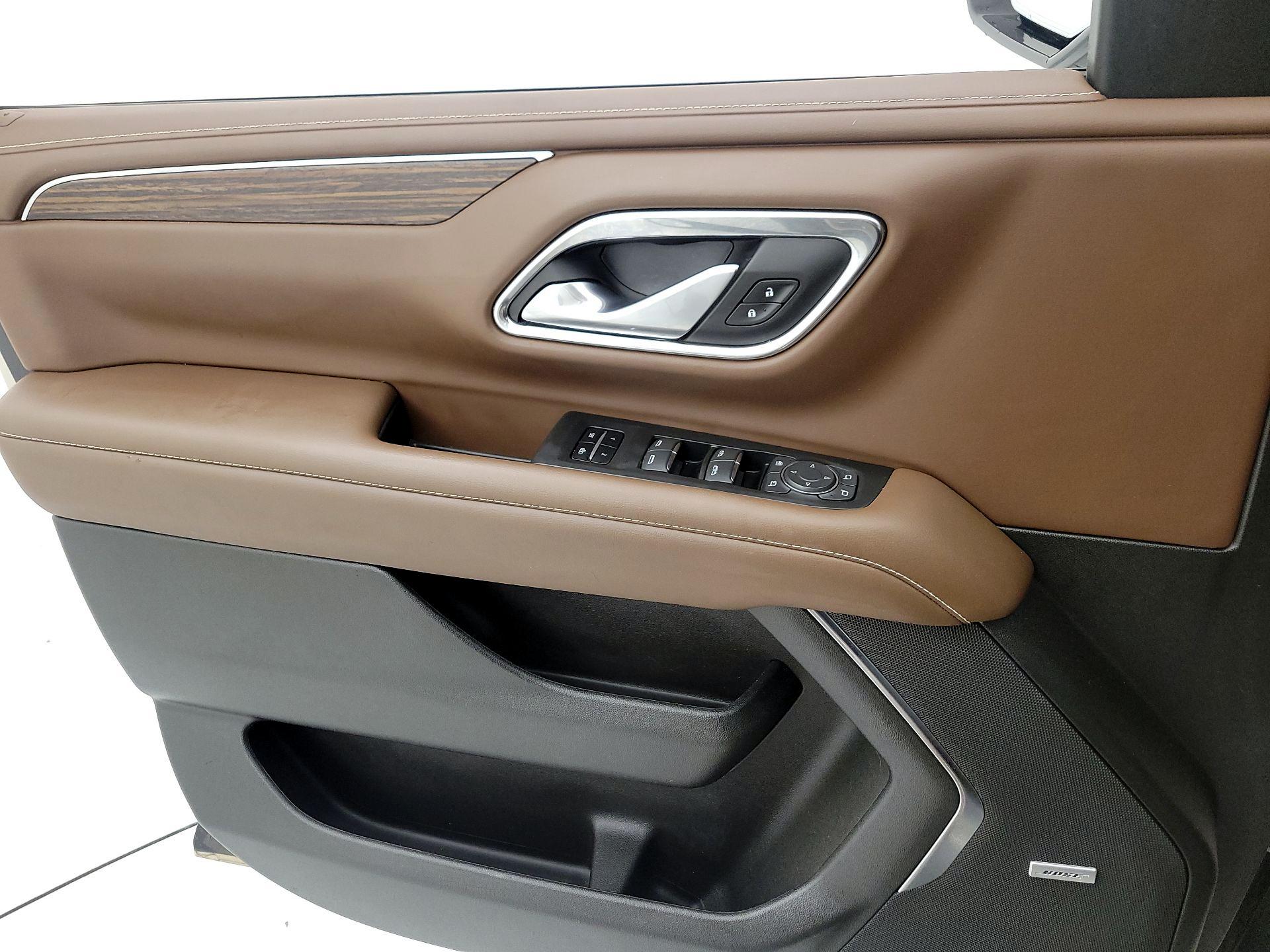 Thumbnail: 2022 Chevrolet Tahoe - 12