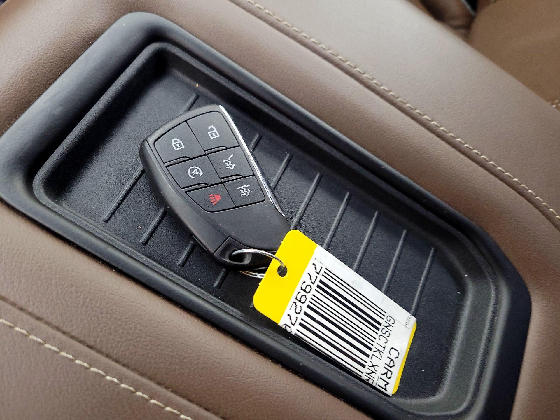 Thumbnail: 2022 Chevrolet Tahoe - 18