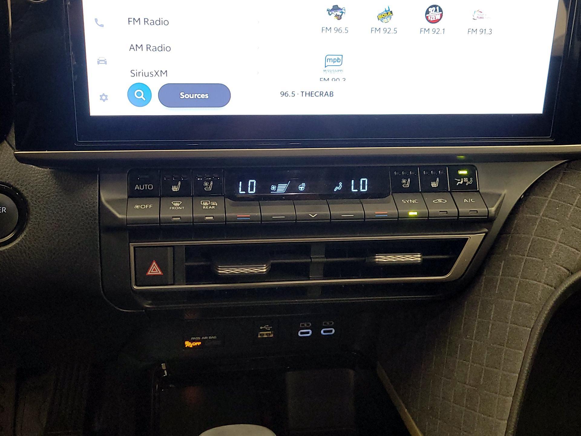 Thumbnail: 2025 Toyota Camry - 16