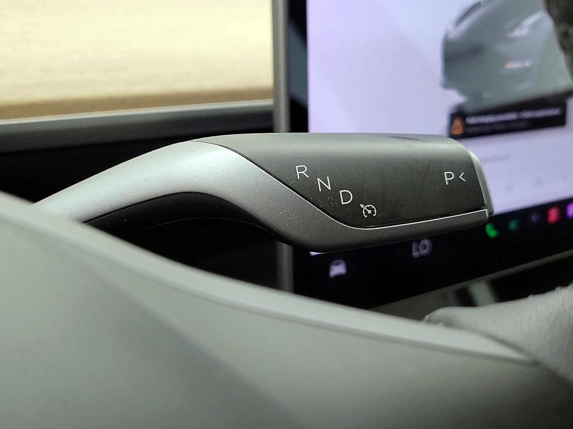 Thumbnail: 2022 Tesla Model 3 - 16