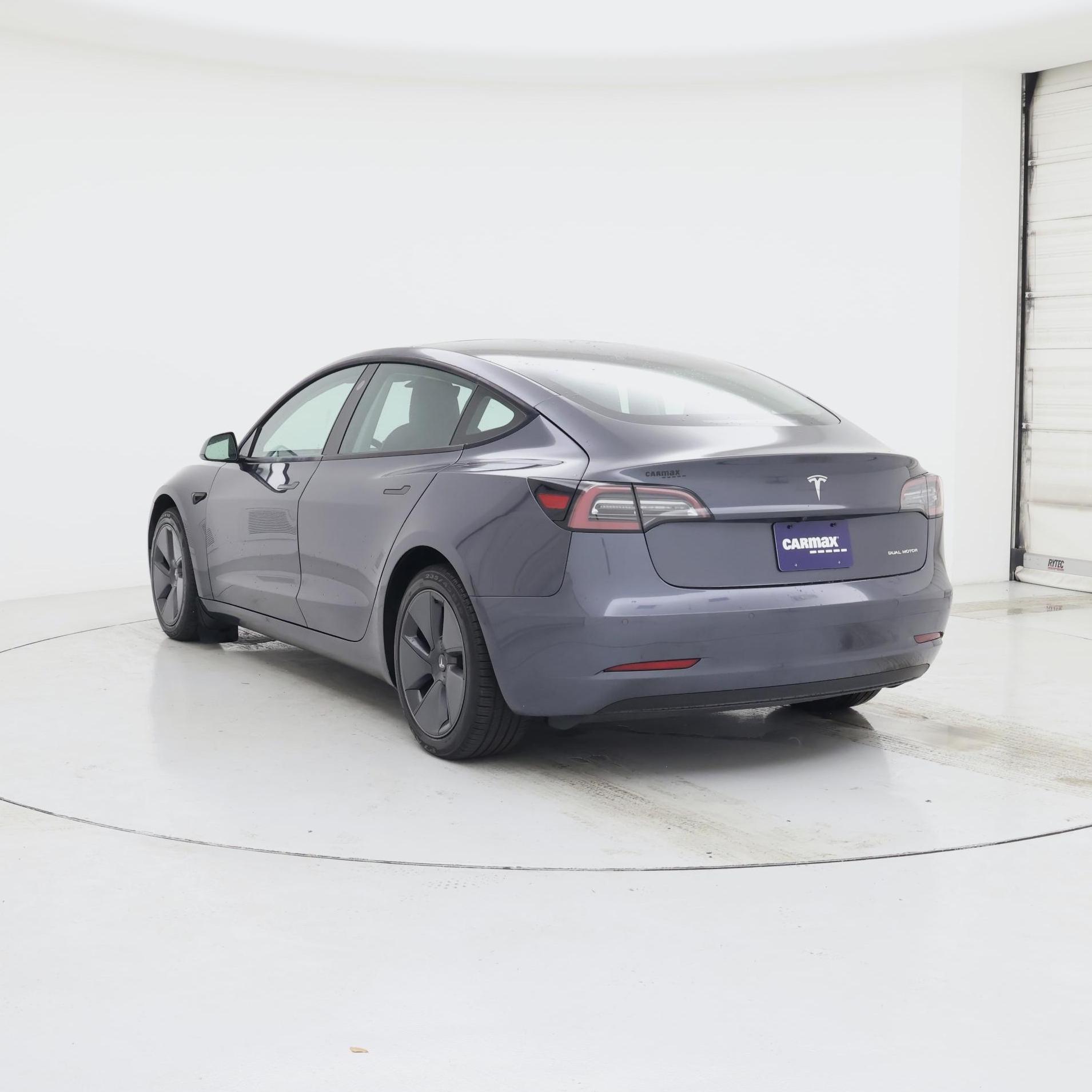 Thumbnail: 2022 Tesla Model 3 - 2