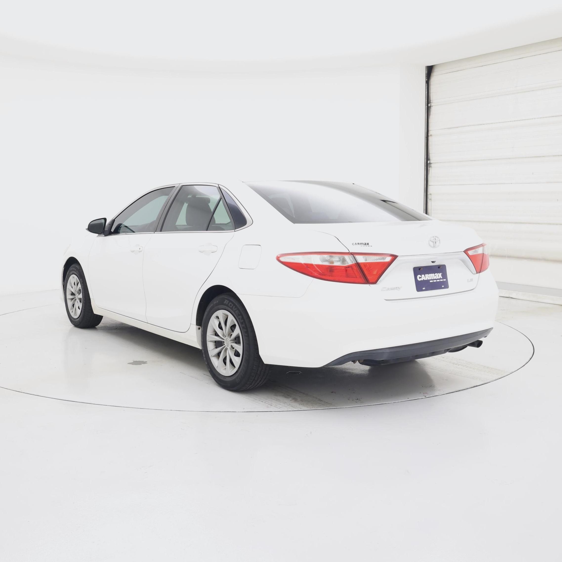 Thumbnail: 2015 Toyota Camry - 2