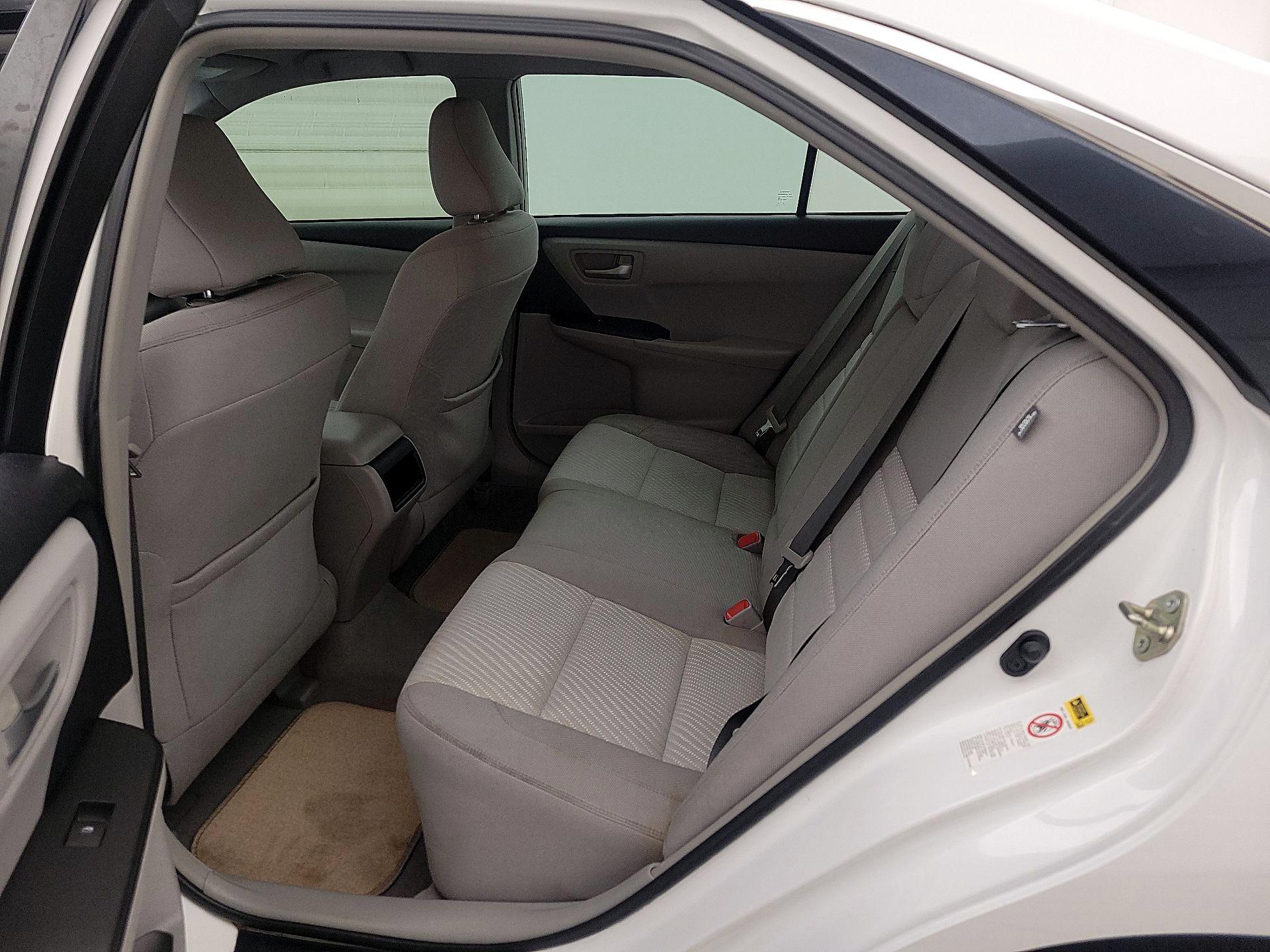 Thumbnail: 2015 Toyota Camry - 19